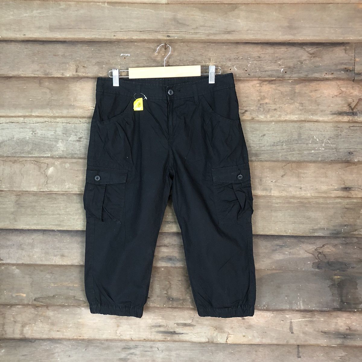Uniqlo DLL 3/4 Uniqlo japan Black Cropped Pants #1521 Size US 28 / EU 44 - 1 Thumbnail