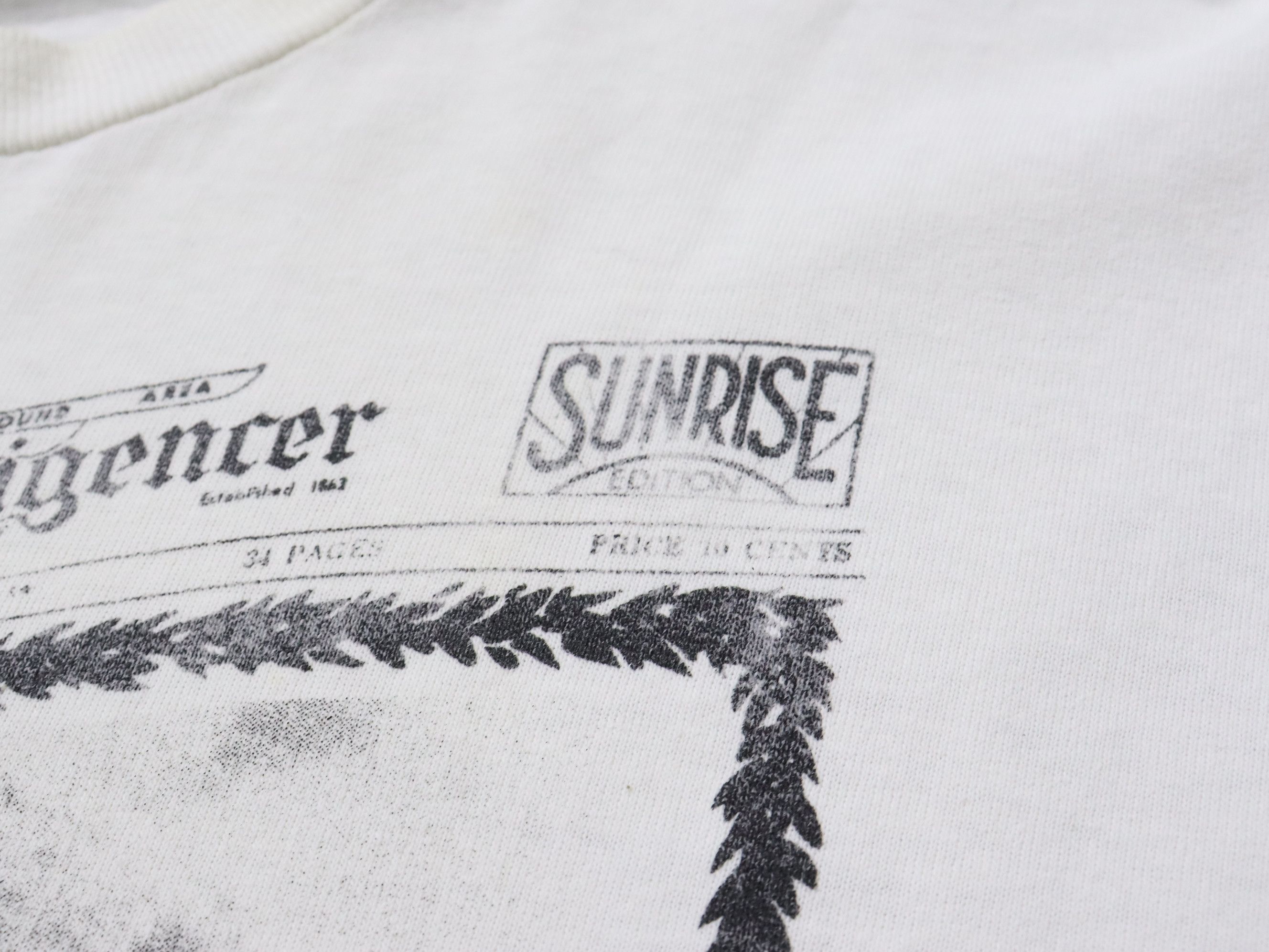 Vintage Vintage John F. Kennedy Newspaper Portrait Spellout Shirt Size US M / EU 48-50 / 2 - 11 Thumbnail
