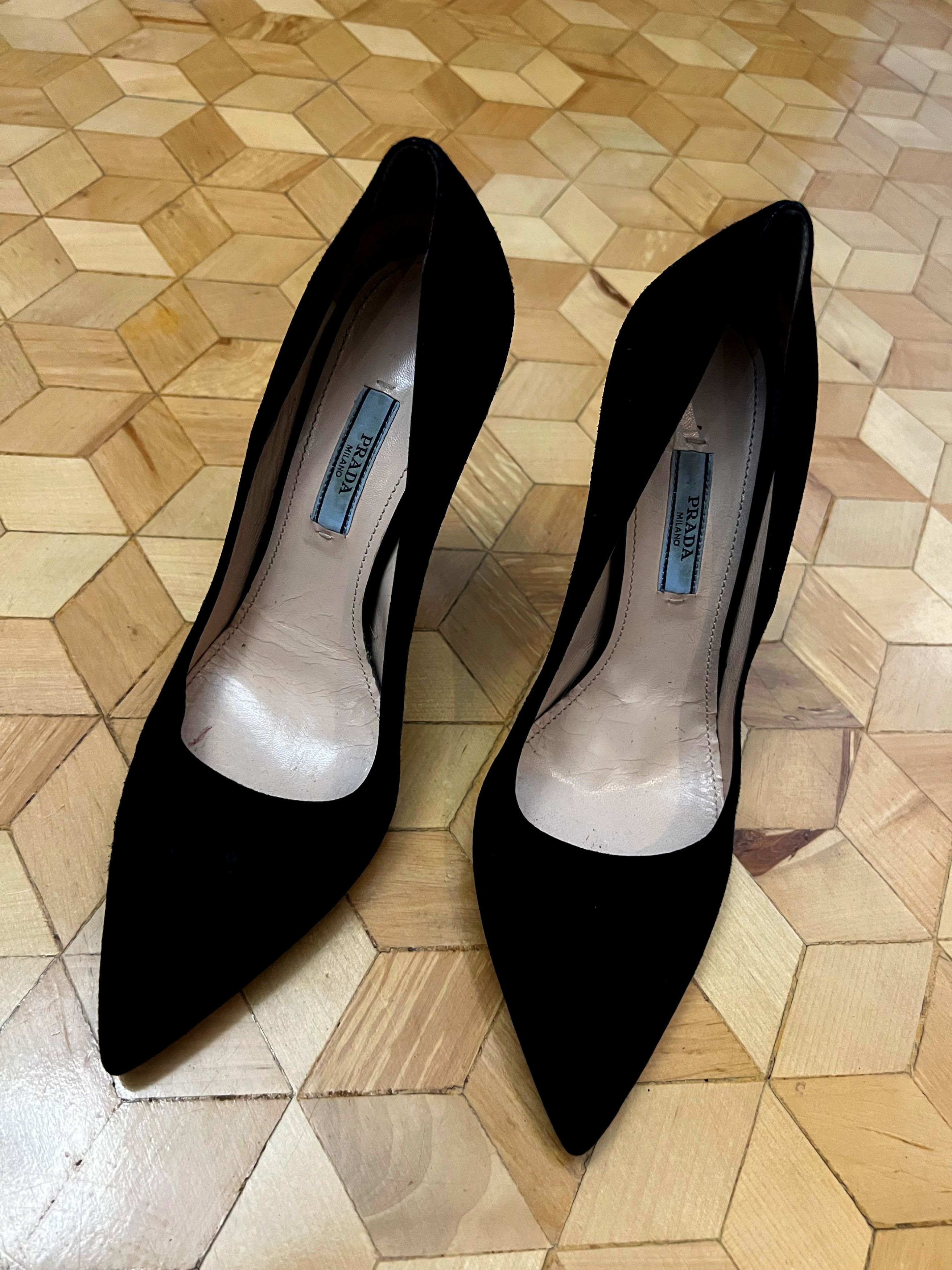 Prada Prada High Heels Black Gold Logo Size US 8 / IT 38 - 1 Thumbnail