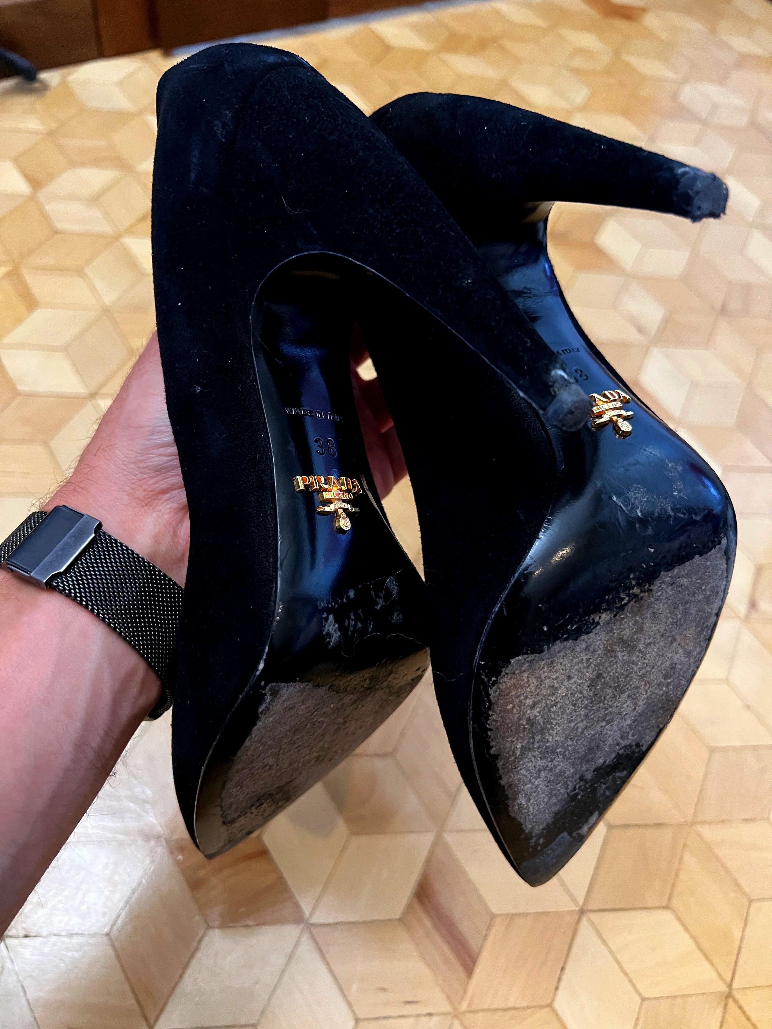 Prada Prada High Heels Black Gold Logo Size US 8 / IT 38 - 3 Thumbnail