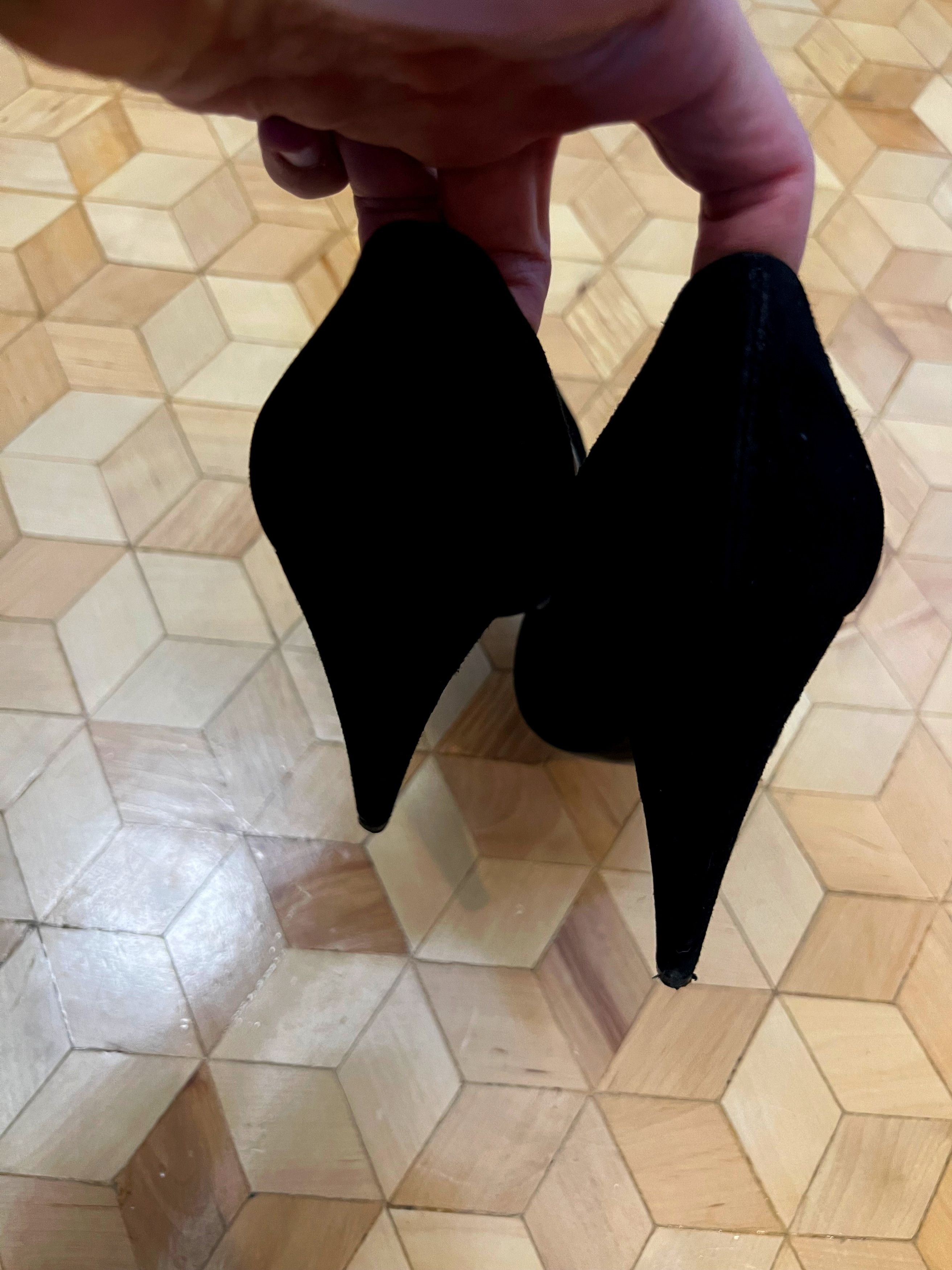 Prada Prada High Heels Black Gold Logo Size US 8 / IT 38 - 2 Thumbnail