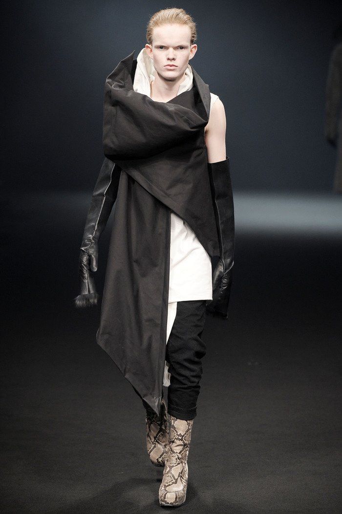Rick Owens F/W 2010 "Gleam" Blistered Lamb Leather Down Vest SZ L Size US L / EU 52-54 / 3 - 3 Thumbnail