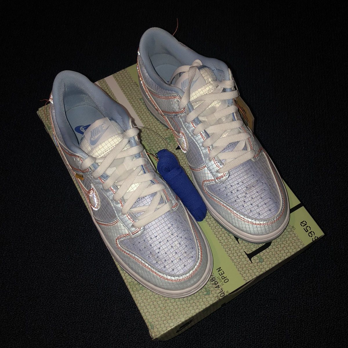 Nike × Union LA Nike X Union Dunk Low Passport Pack Hyper Royal Shoes Size US 8 / EU 41 - 1 Thumbnail