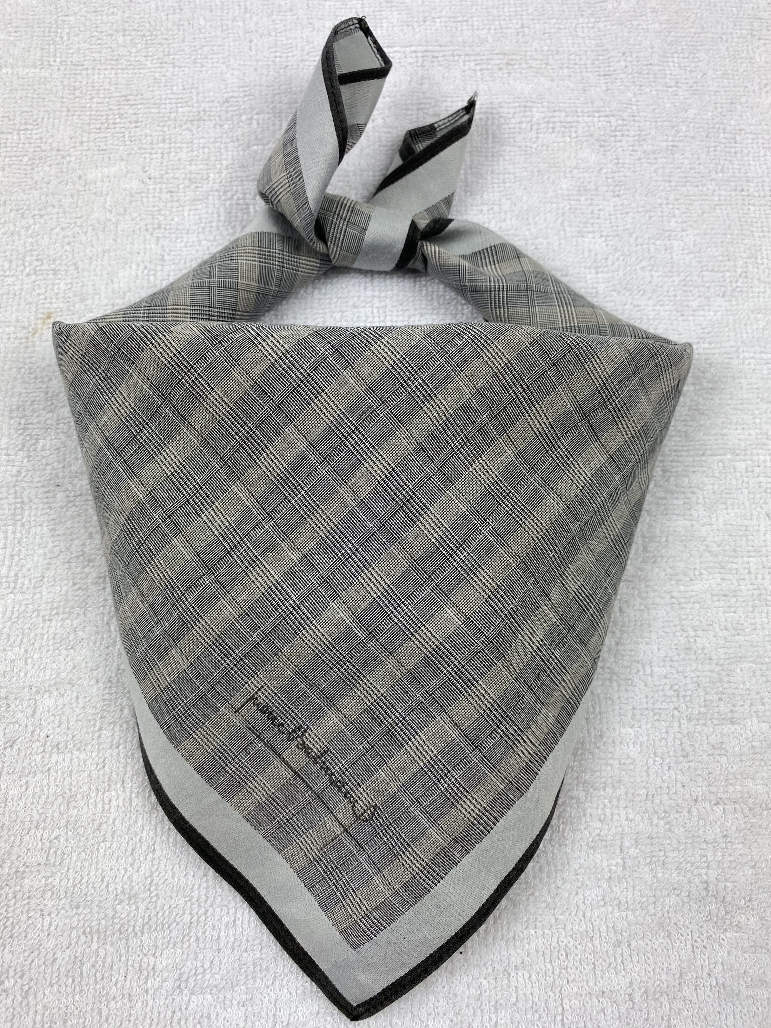 Pierre Balmain × Vintage Pierre Balmain Handkerchief / Bandana / Neckerchief Size ONE SIZE - 1 Thumbnail