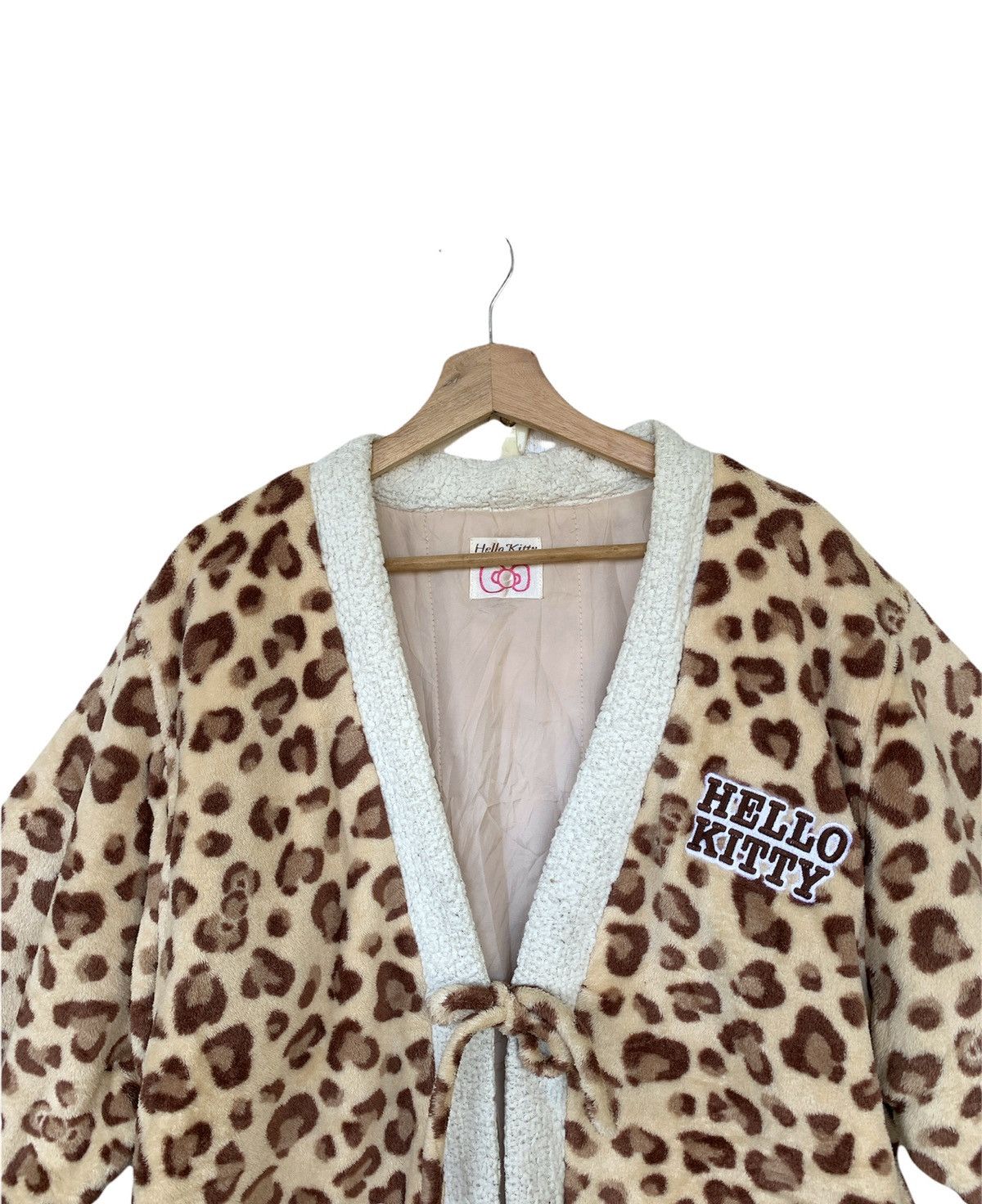 Cartoon Network × Japanese Brand 🔥Japanese Brand Hello Kitty Kimono Leapard Design Size US M / EU 48-50 / 2 - 4 Thumbnail