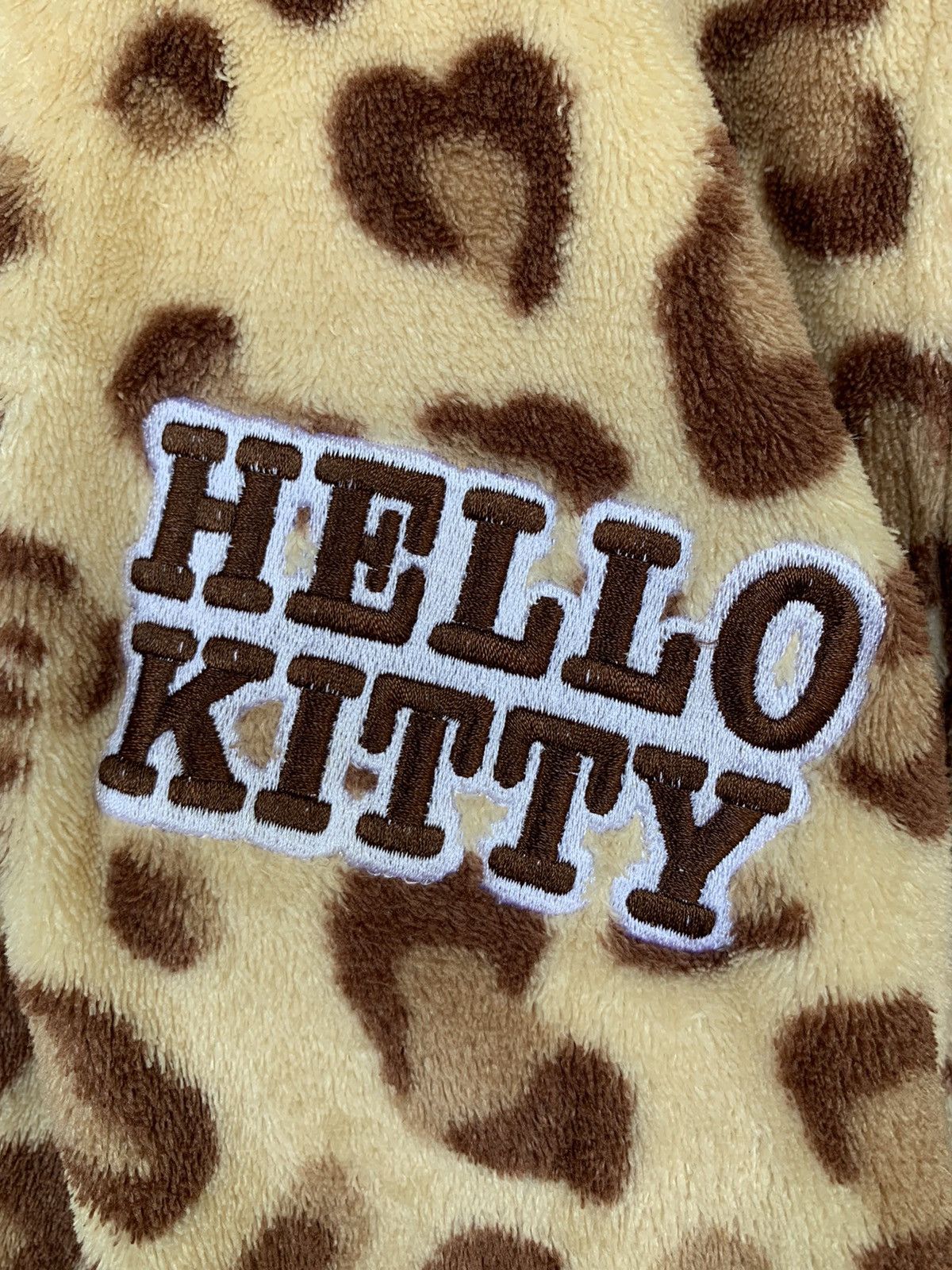 Cartoon Network × Japanese Brand 🔥Japanese Brand Hello Kitty Kimono Leapard Design Size US M / EU 48-50 / 2 - 9 Thumbnail