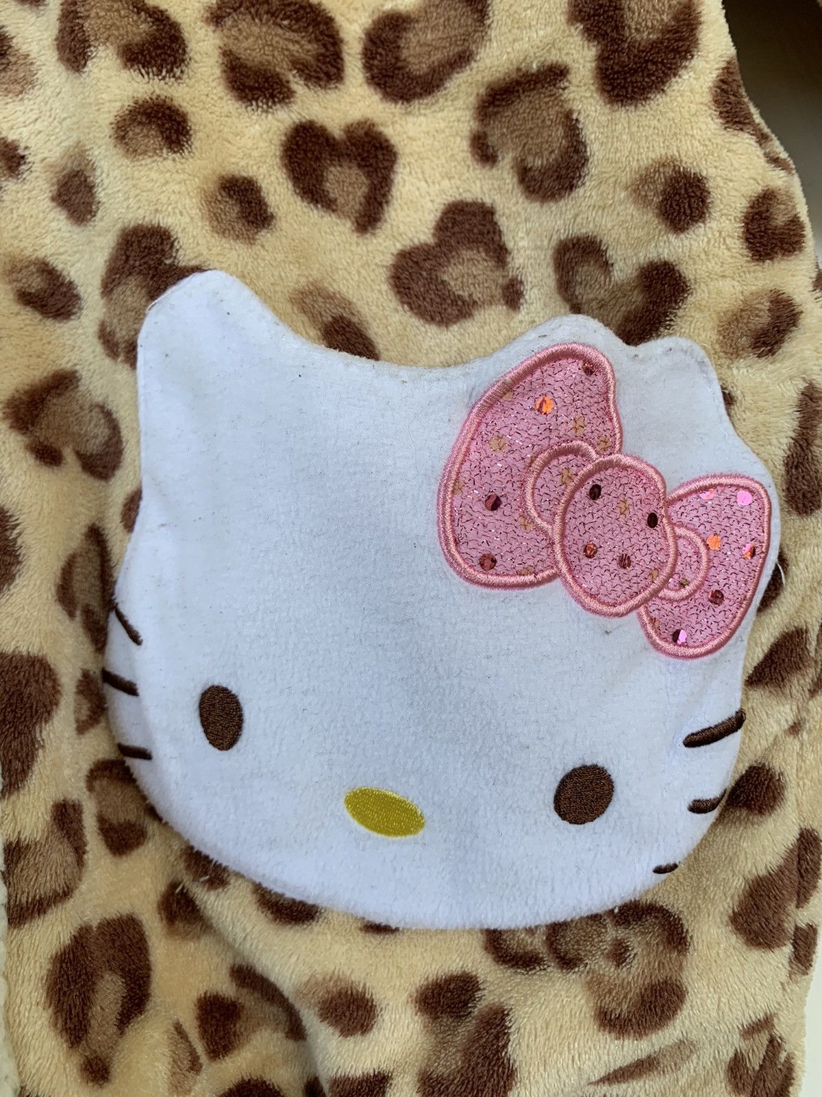 Cartoon Network × Japanese Brand 🔥Japanese Brand Hello Kitty Kimono Leapard Design Size US M / EU 48-50 / 2 - 10 Thumbnail