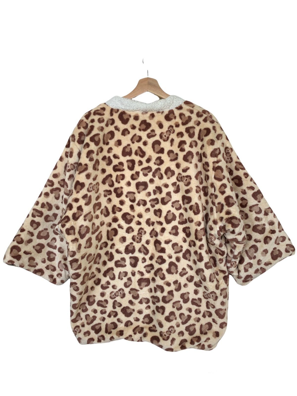 Cartoon Network × Japanese Brand 🔥Japanese Brand Hello Kitty Kimono Leapard Design Size US M / EU 48-50 / 2 - 12 Thumbnail