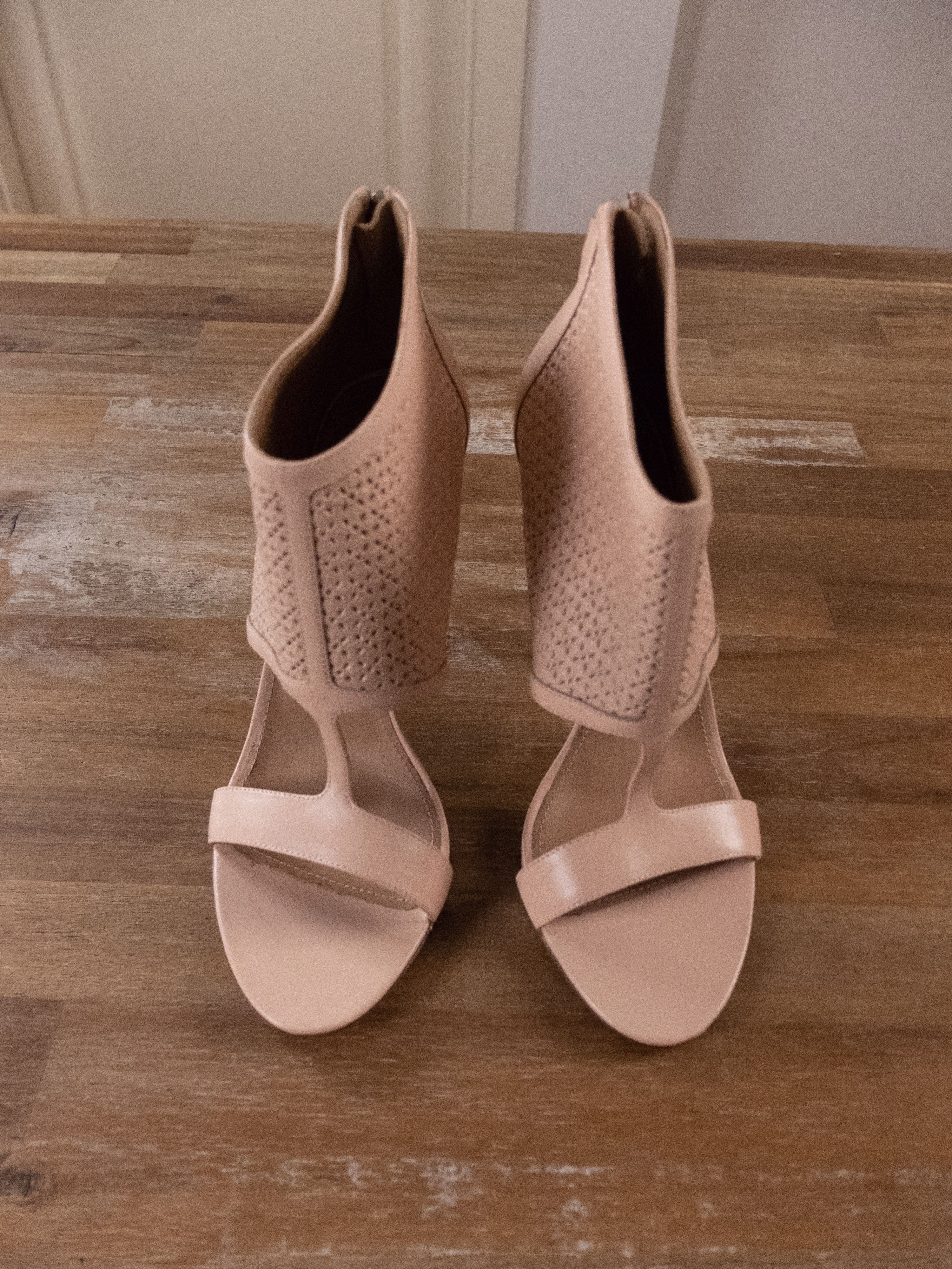 Salvatore Ferragamo SALVATORE FERRAGAMO Pacella nude laser bootie sandals shoes Size US 10 / IT 40 - 2 Thumbnail