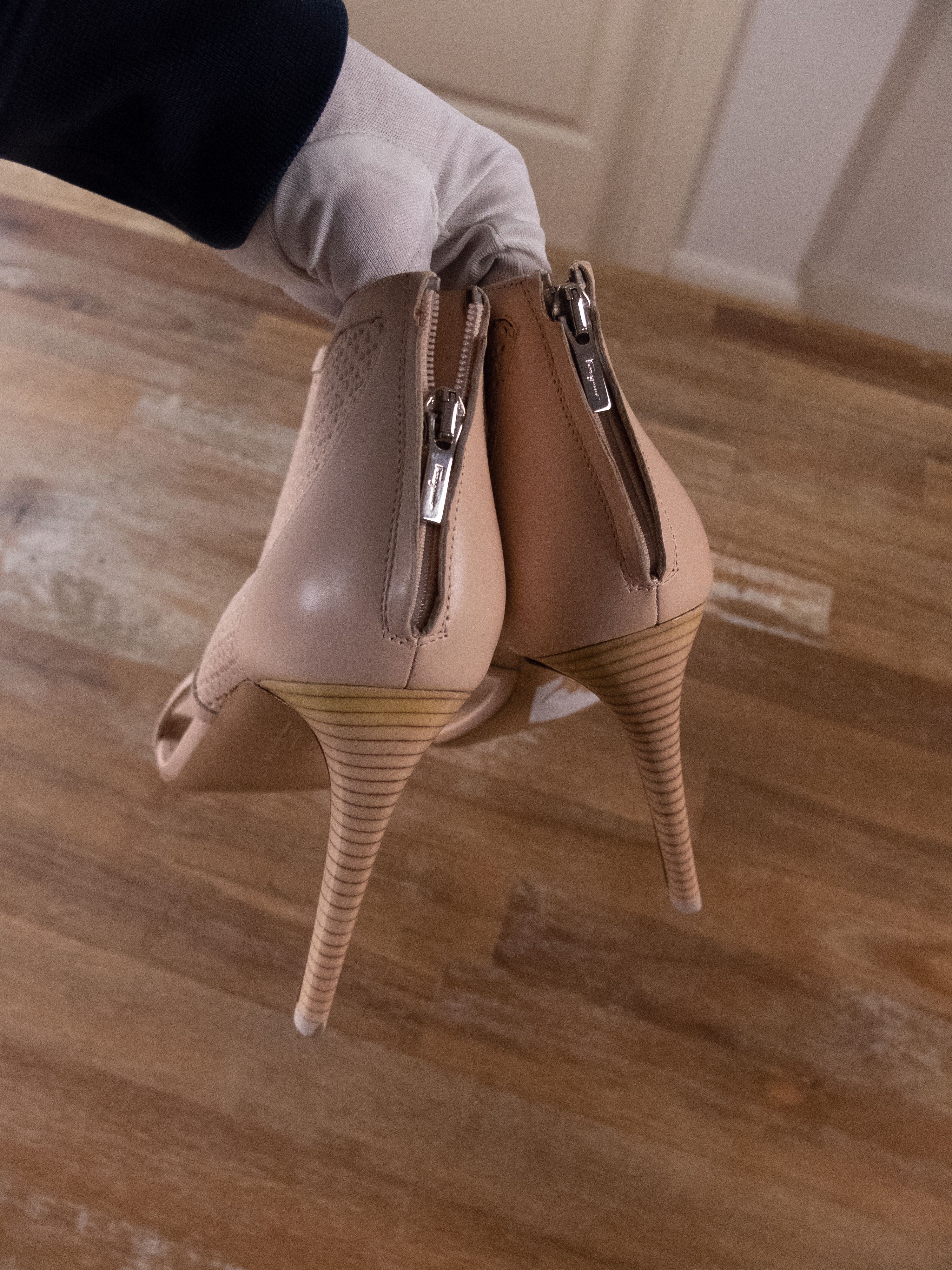 Salvatore Ferragamo SALVATORE FERRAGAMO Pacella nude laser bootie sandals shoes Size US 10 / IT 40 - 4 Thumbnail