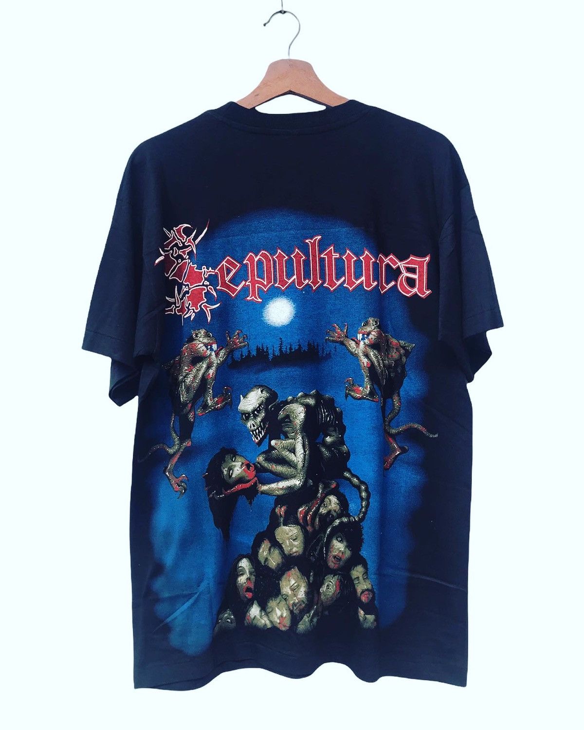 Band Tees × Vintage RARE! NOS! Vintage 90s SEPULTURA Metal Band Tee Shirt Size US L / EU 52-54 / 3 - 2 Thumbnail