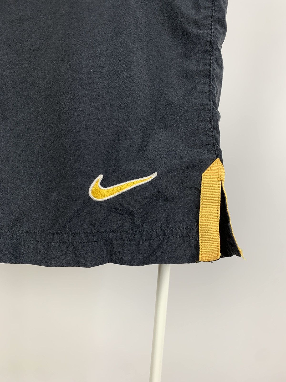 Nike 90s Vintage Nike Borussia Dortmund Black Nylon Shorts Size US 32 / EU 48 - 5 Thumbnail
