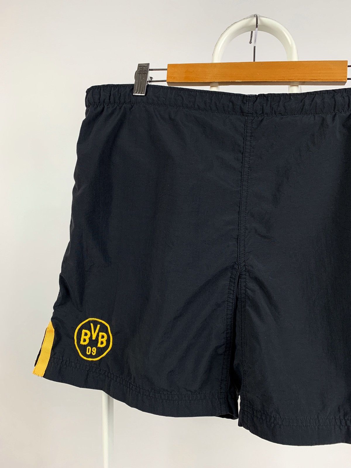 Nike 90s Vintage Nike Borussia Dortmund Black Nylon Shorts Size US 32 / EU 48 - 3 Thumbnail