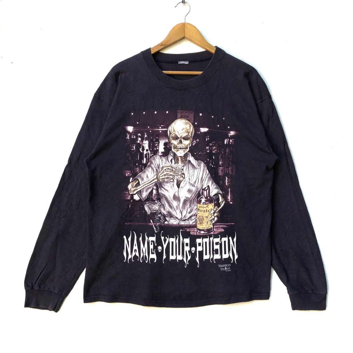 Fashion Victim × Vintage Vintage Name Your Poison Fashion Victim Shirt Skull Bone Size US M / EU 48-50 / 2 - 1 Thumbnail