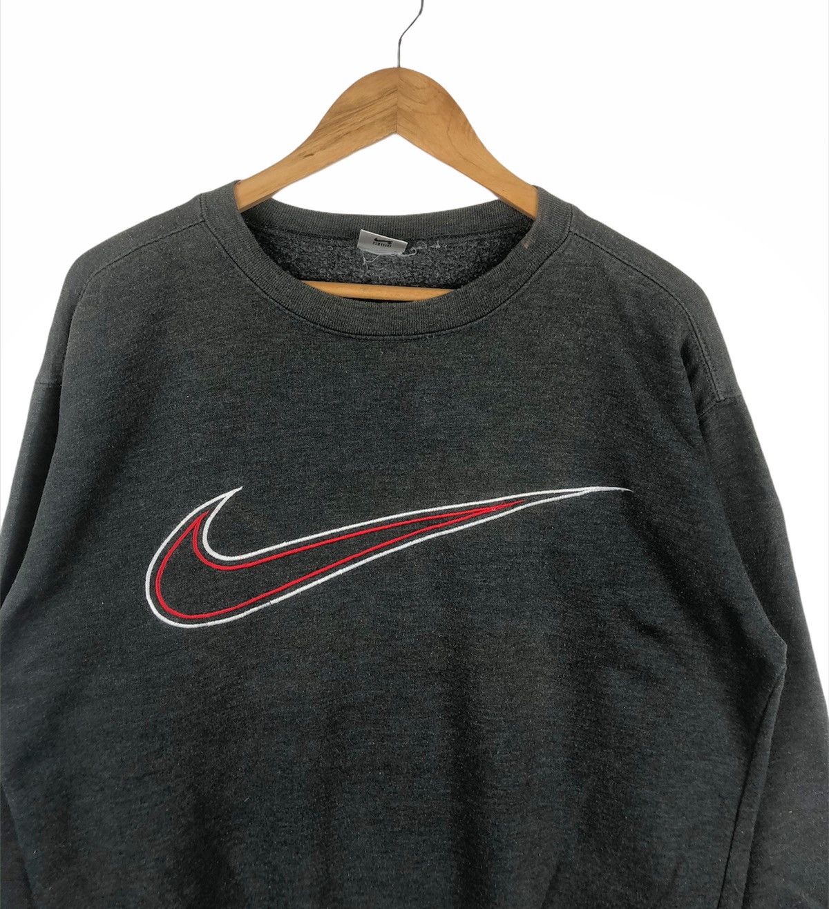 Nike × Vintage Vintage 90s NIKE Swoosh Crewneck Size US M / EU 48-50 / 2 - 2 Thumbnail