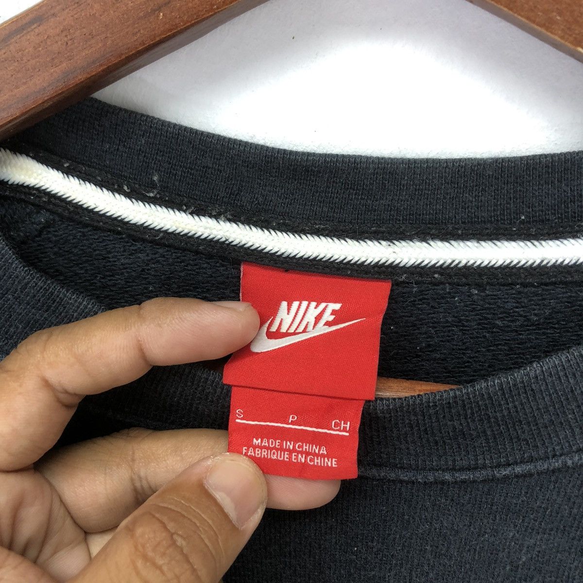 Nike × Nike ACG × Vintage Vintage Nike Swoosh Sportswear Crewneck Size US S / EU 44-46 / 1 - 5 Thumbnail