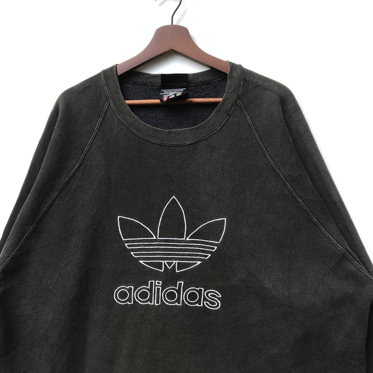 Adidas Vintage Adidas Trefoil Crewneck Size US L / EU 52-54 / 3 - 2 Thumbnail