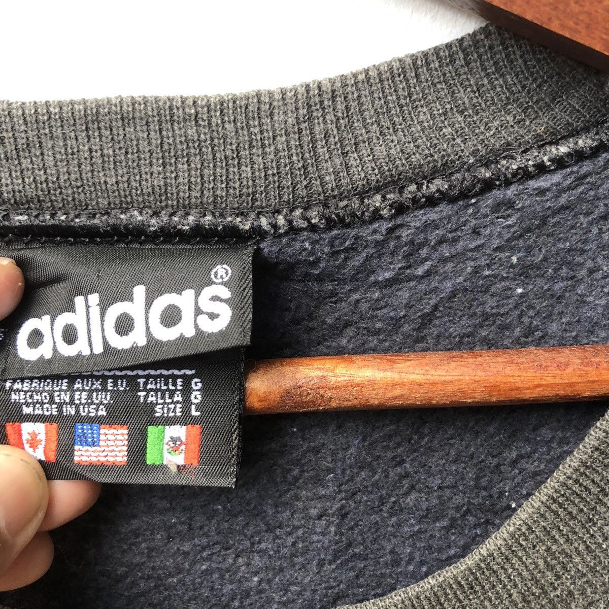 Adidas Vintage Adidas Trefoil Crewneck Size US L / EU 52-54 / 3 - 3 Thumbnail