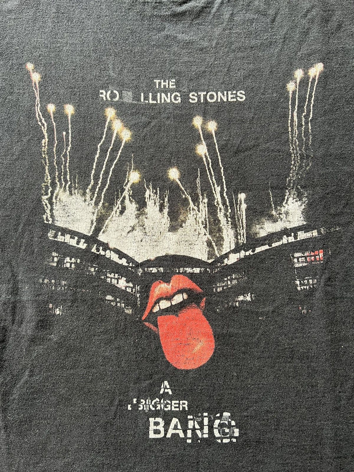 Band Tees Vintage 2000s The Rolling Stones Black Tee (Pink Floyd) Size US L / EU 52-54 / 3 - 4 Thumbnail