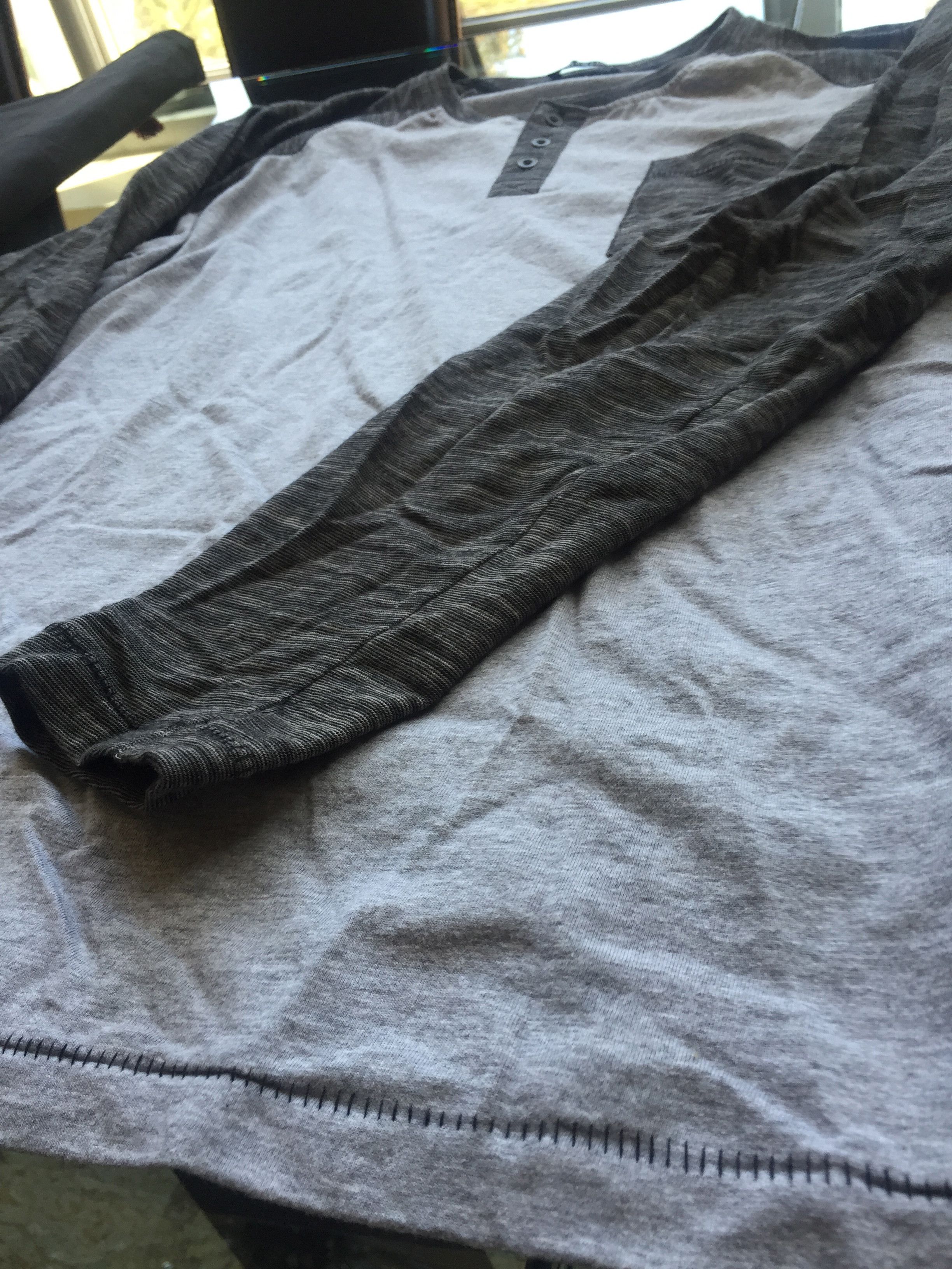 Valentino Raglan Sleeve Henley Size US M / EU 48-50 / 2 - 6 Thumbnail