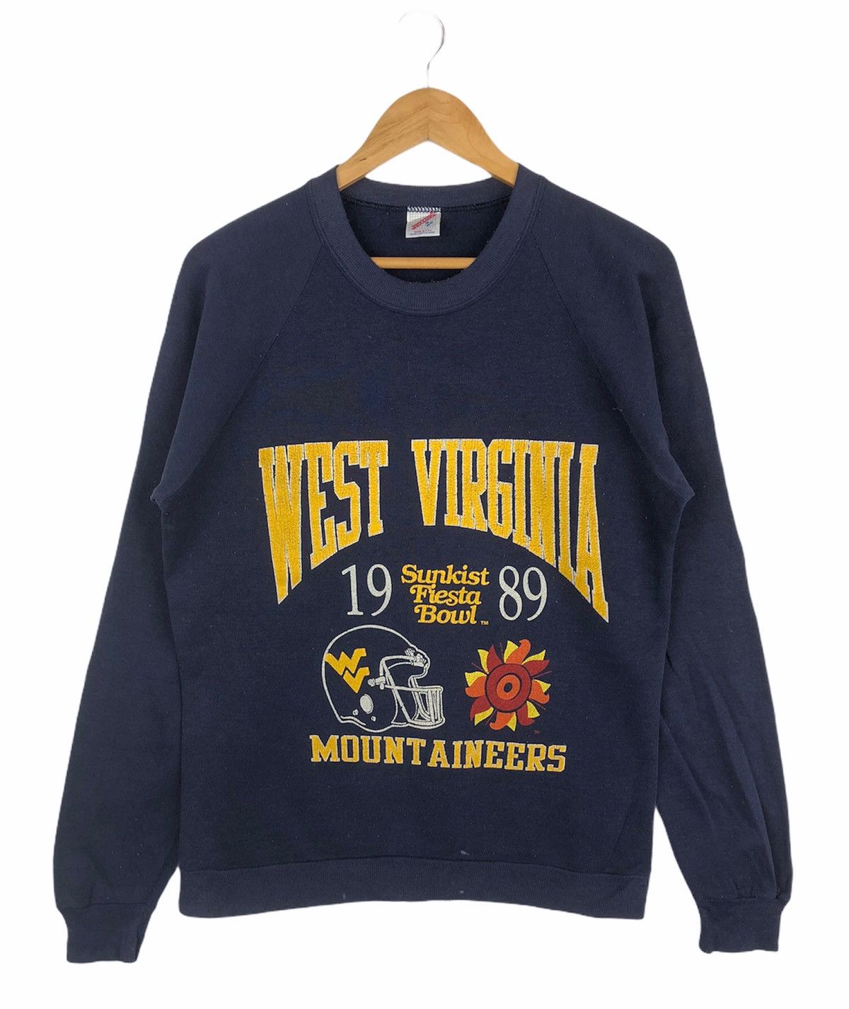 image of Nfl x Vintage 80's West Virginia Mountaineers Crewneck in Navy, Men's (Size Medium)