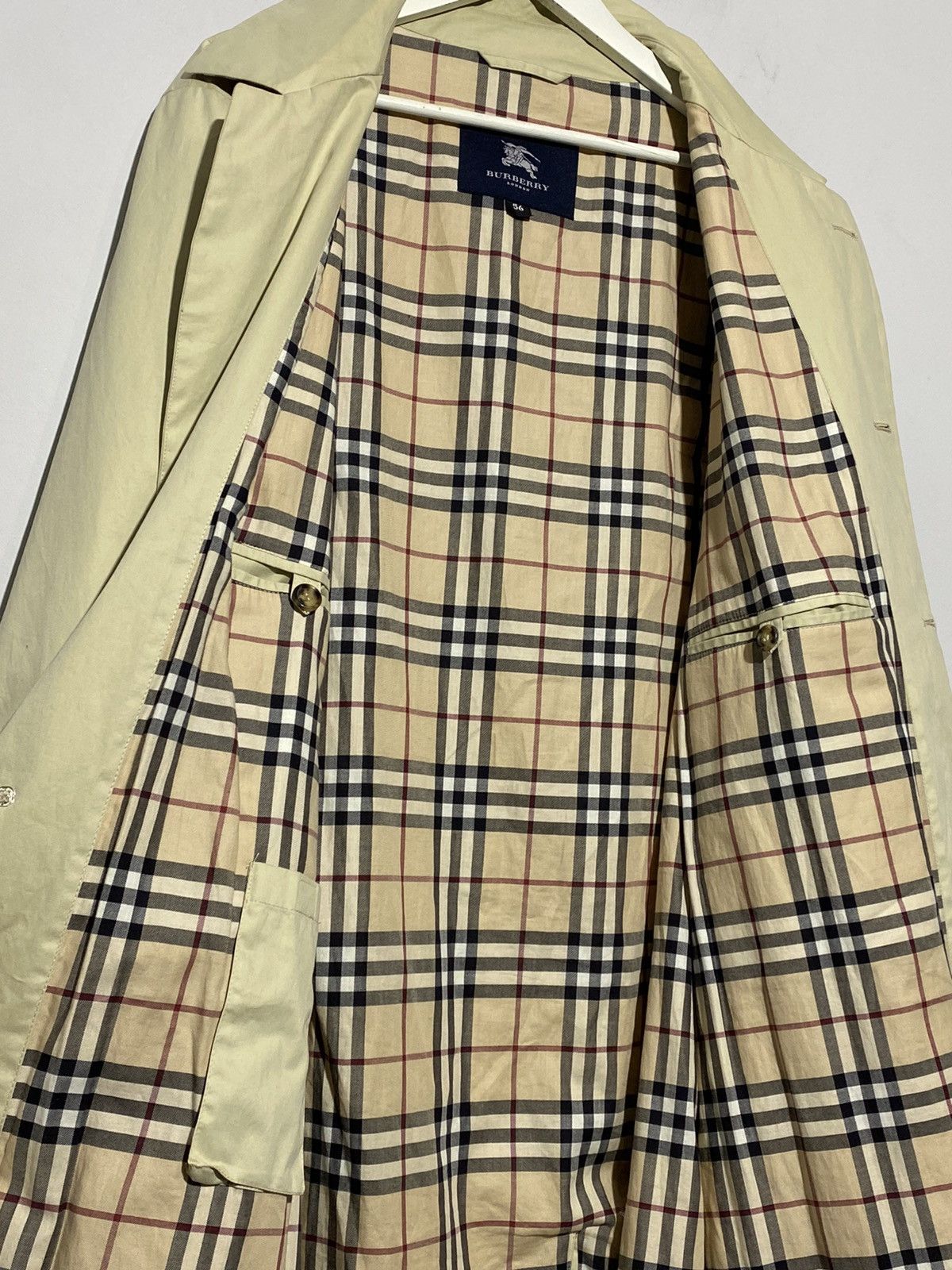 image of Burberry London Men’S Vintage Coat in Beige, Men's (Size Large)