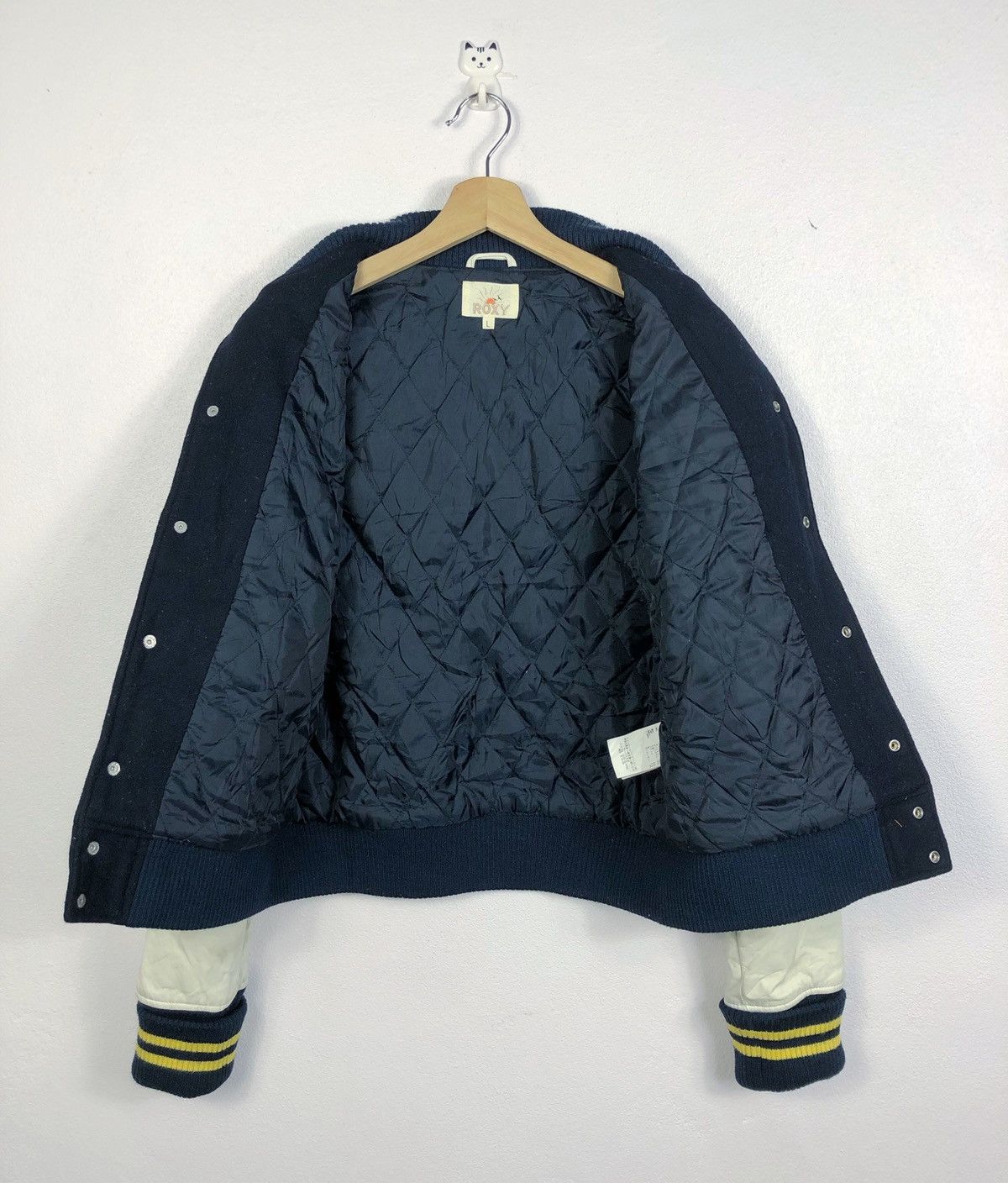 Other Rare Roxy Surf Varsity Jacket Size L / US 10 / IT 46 - 11 Thumbnail