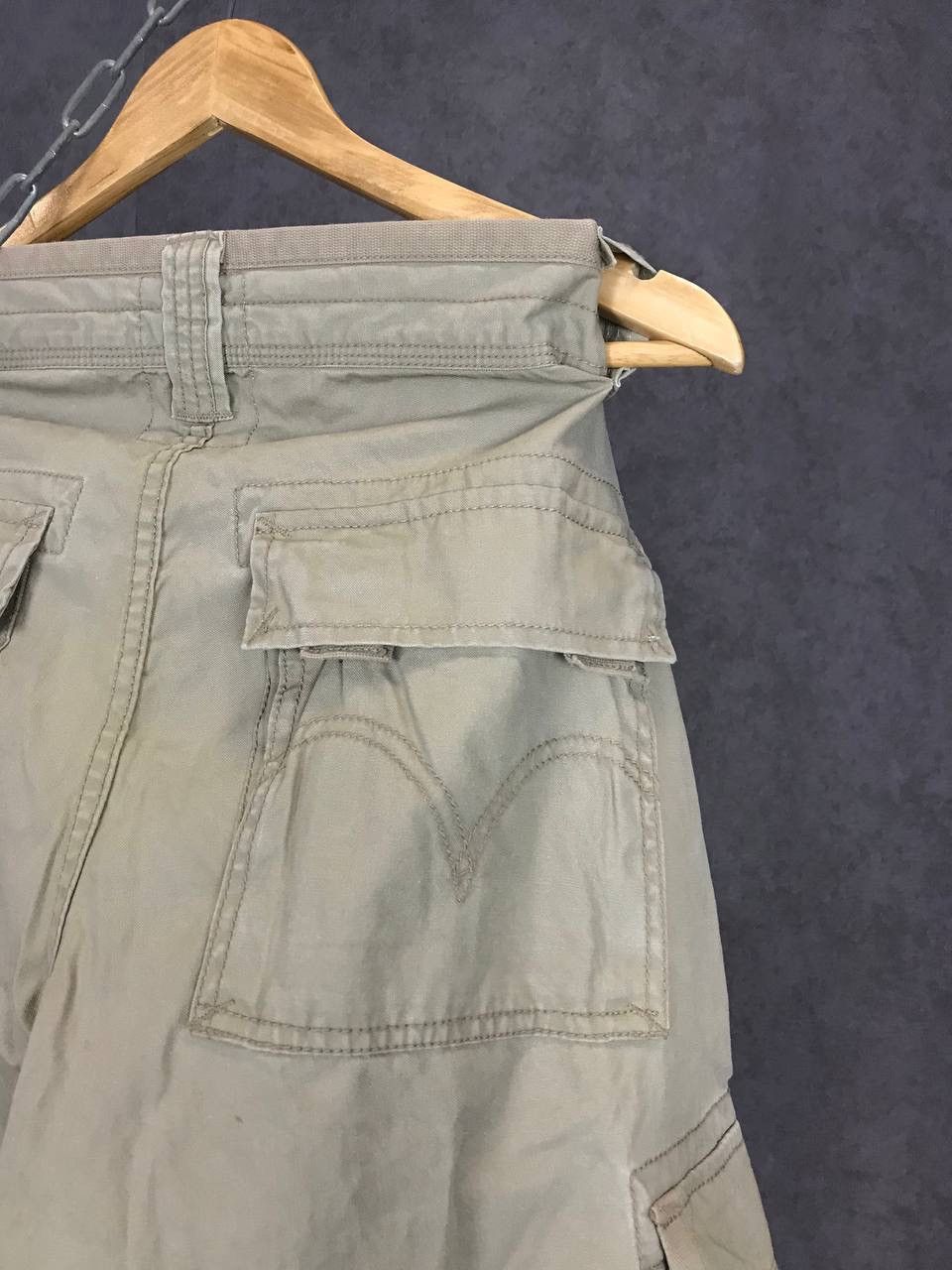 Levi's Levi’s vintage American vintage casual cargo pants Size US 32 / EU 48 - 8 Thumbnail