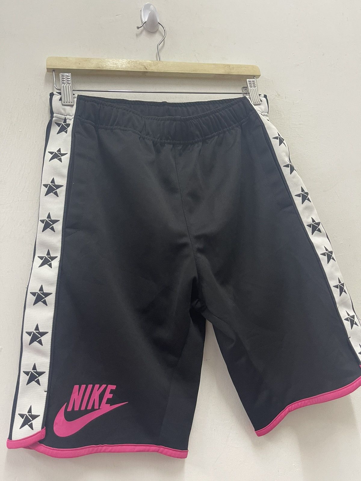 Nike Rare NIKE Swoosh Side Taped Short Size US 32 / EU 48 - 3 Thumbnail