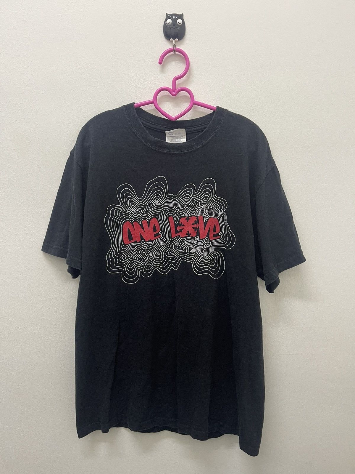 Vintage Rare Vintage ONE LOVE Pop Art Graffiti Tee Size US M / EU 48-50 / 2 - 1 Thumbnail