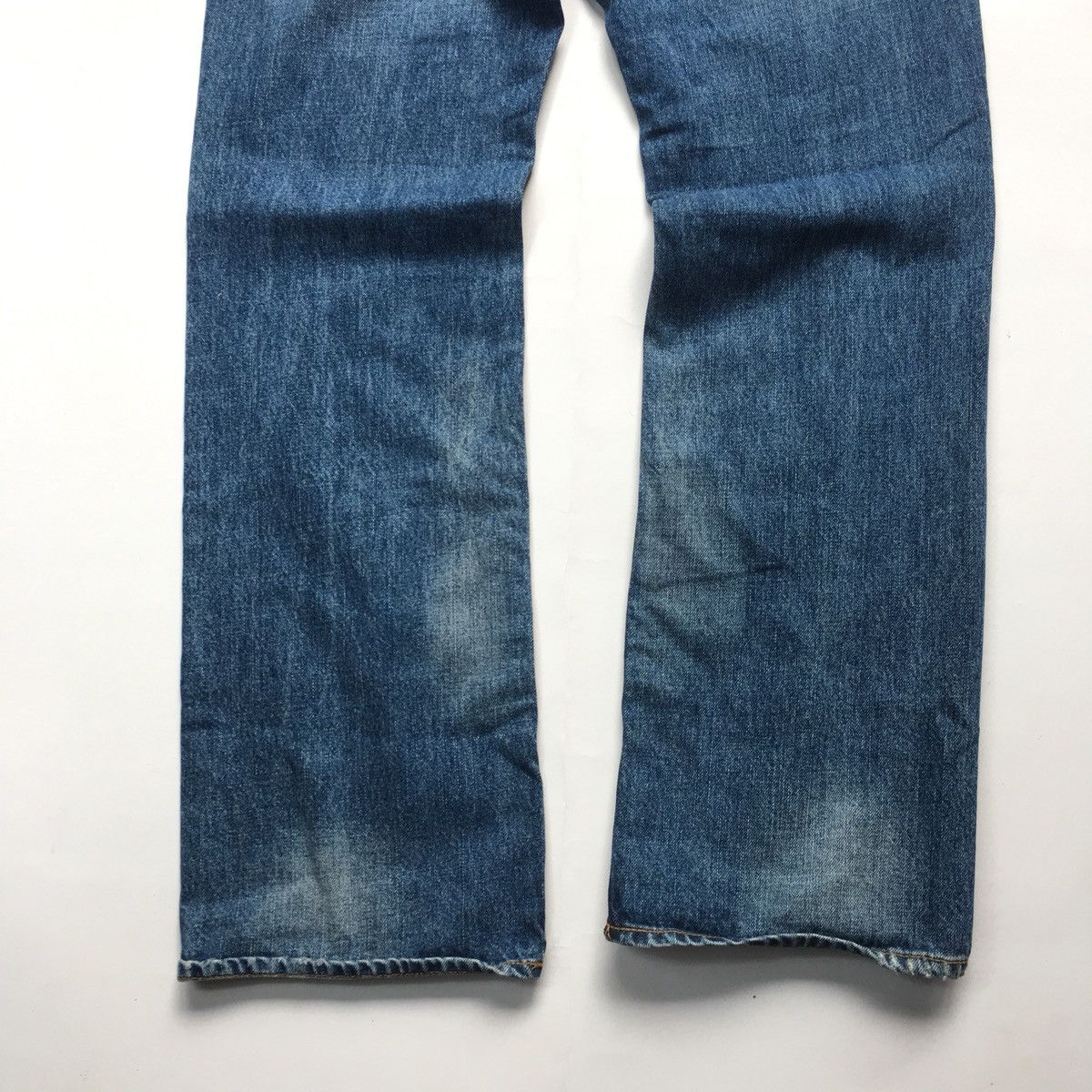 Disney × Mickey Mouse × Vintage Mickey Mouse Distressed Denim Jeans Size US 34 / EU 50 - 7 Thumbnail