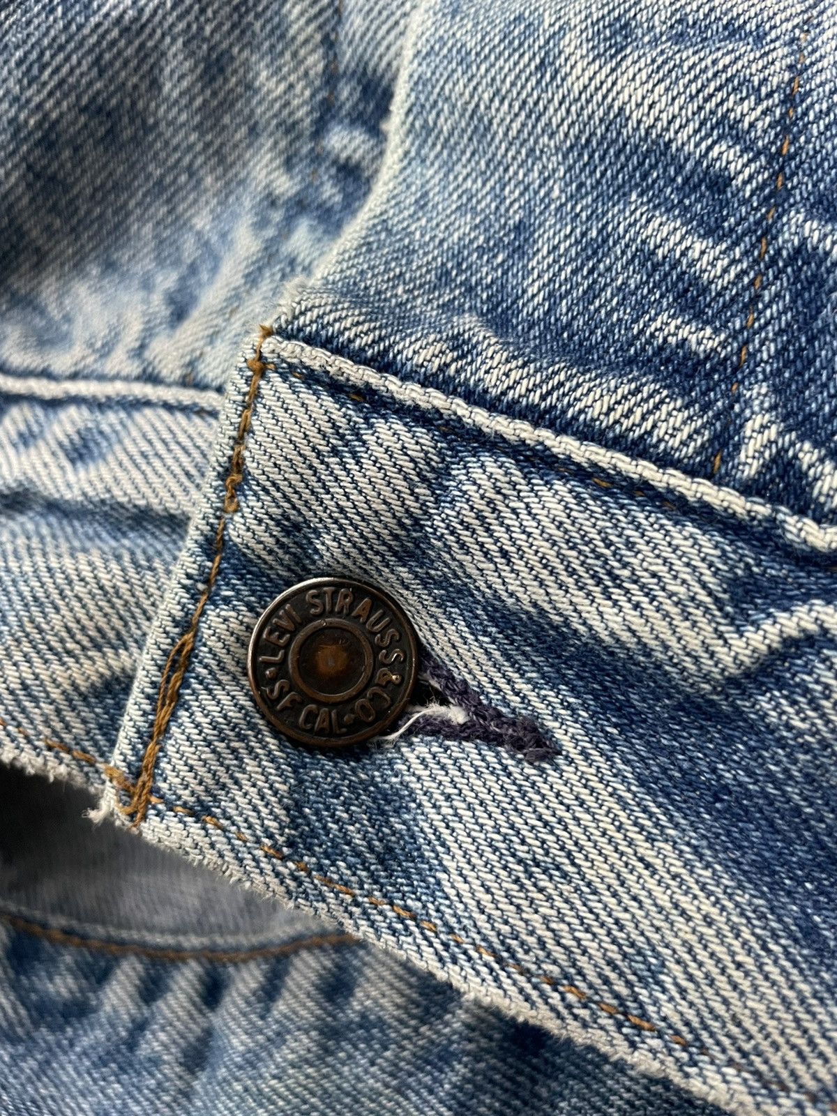 Levi's × Vintage Levis 70506 Vintage 1997 Denim Jacket Size US S / EU 44-46 / 1 - 12 Thumbnail