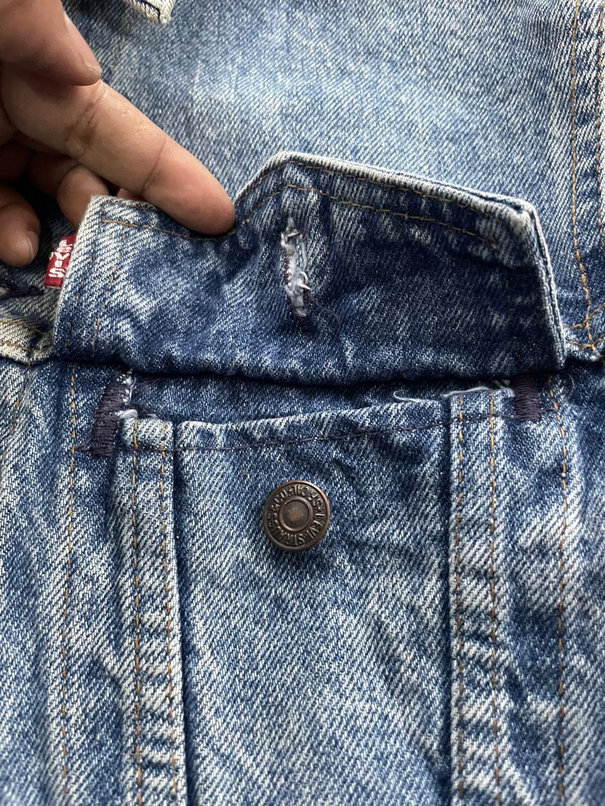 Levi's × Vintage Levis 70506 Vintage 1997 Denim Jacket Size US S / EU 44-46 / 1 - 16 Thumbnail