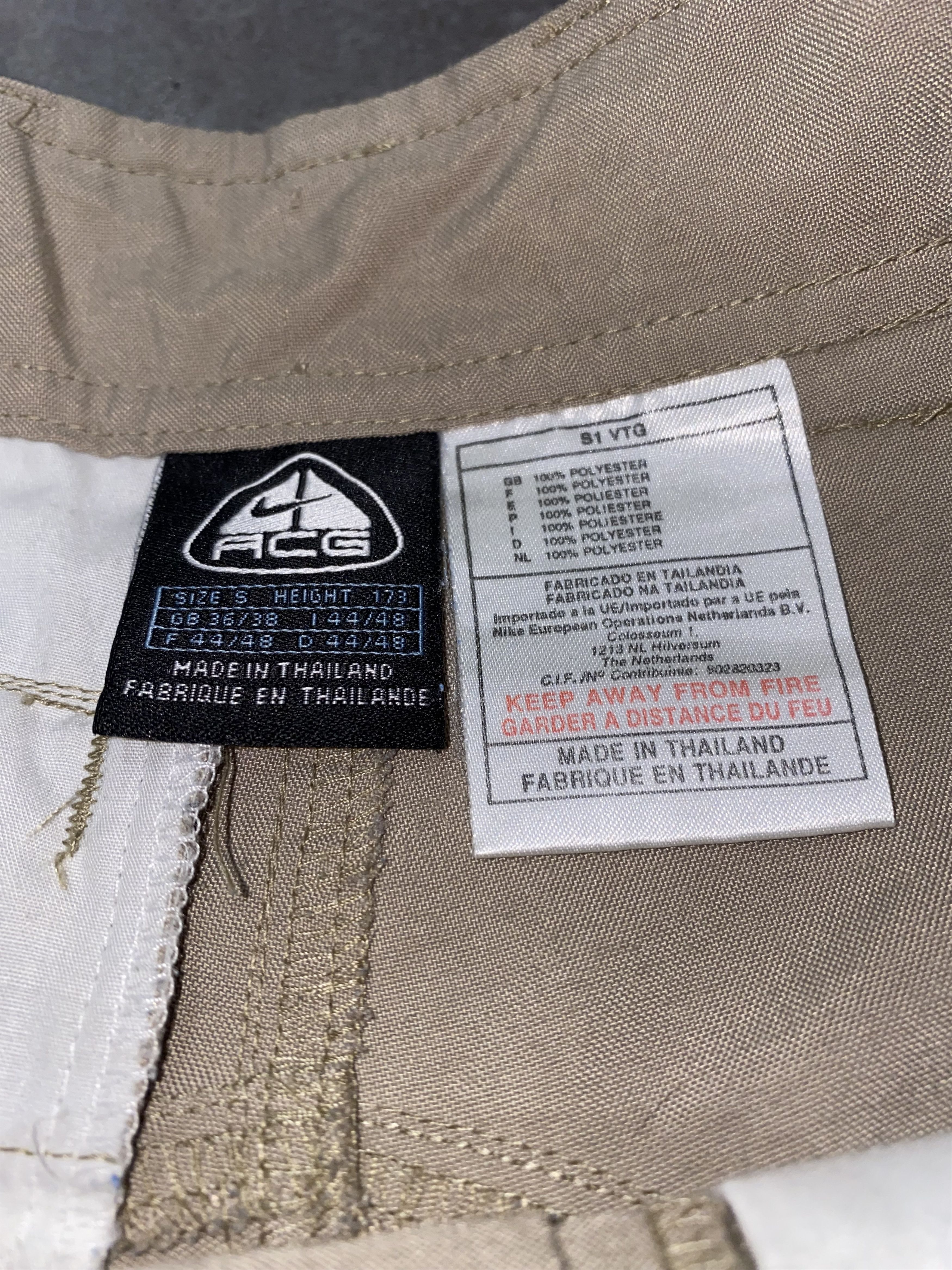 Nike ACG Nike ACG Cargo Beige Shorts Size US 32 / EU 48 - 12 Thumbnail