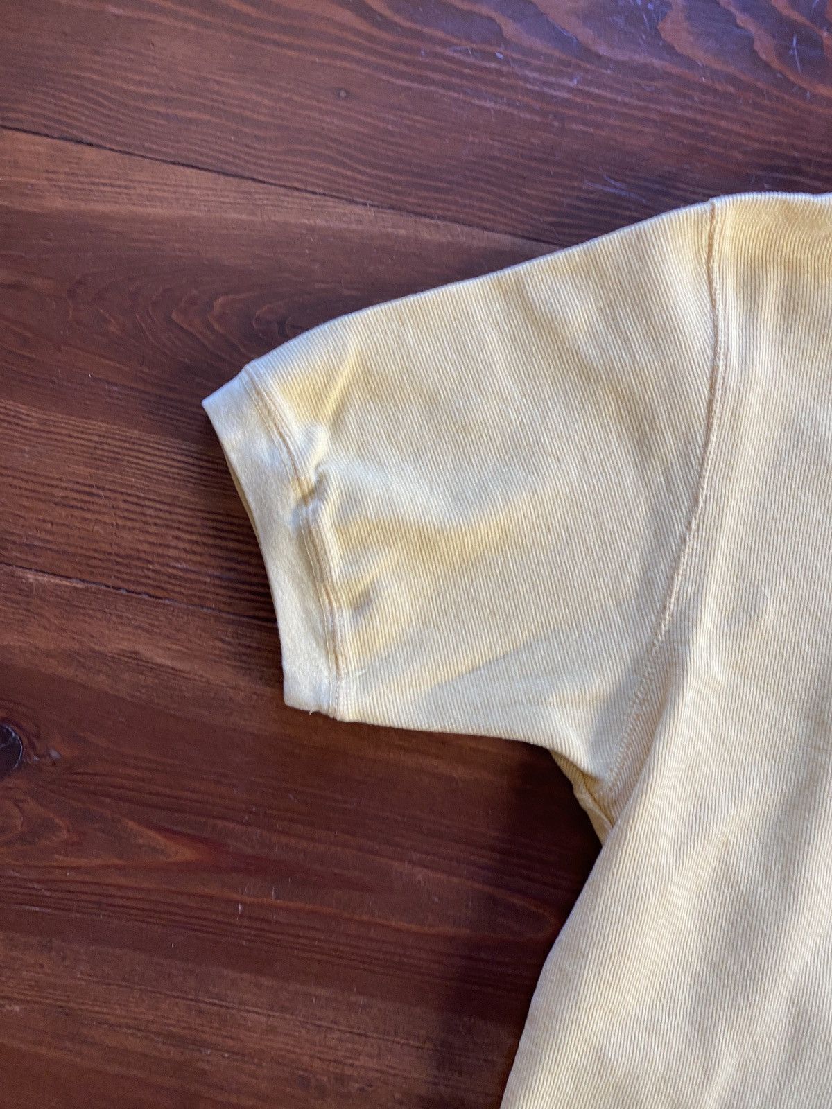 Disney Vintage 90’s Winnie the Pooh Textured Henley Ringer Tee Size US S / EU 44-46 / 1 - 13 Thumbnail