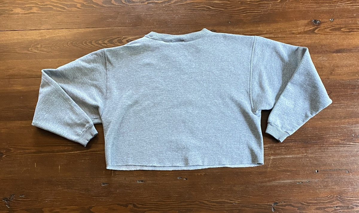 NCAA Vintage 90’s UConn Huskies Cropped Crewneck Sweatshirt Size L / US 10 / IT 46 - 13 Thumbnail