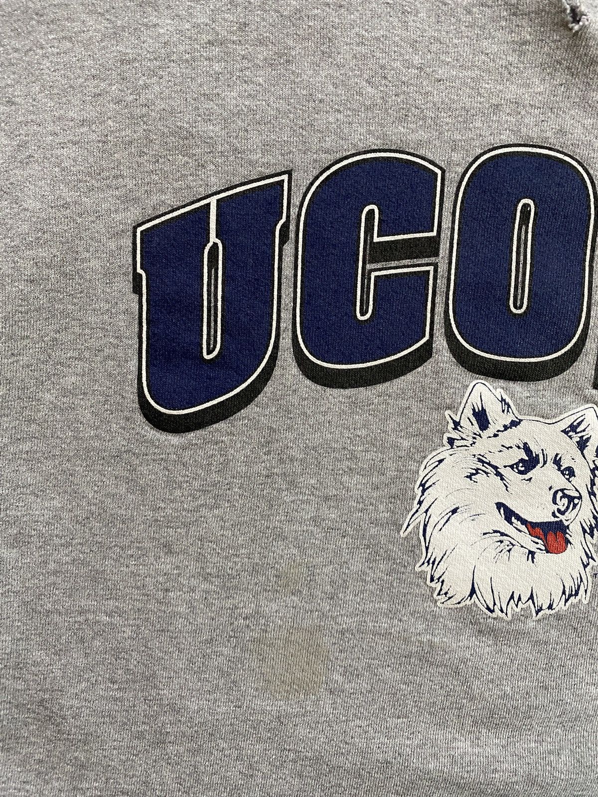 NCAA Vintage 90’s UConn Huskies Cropped Crewneck Sweatshirt Size L / US 10 / IT 46 - 4 Thumbnail