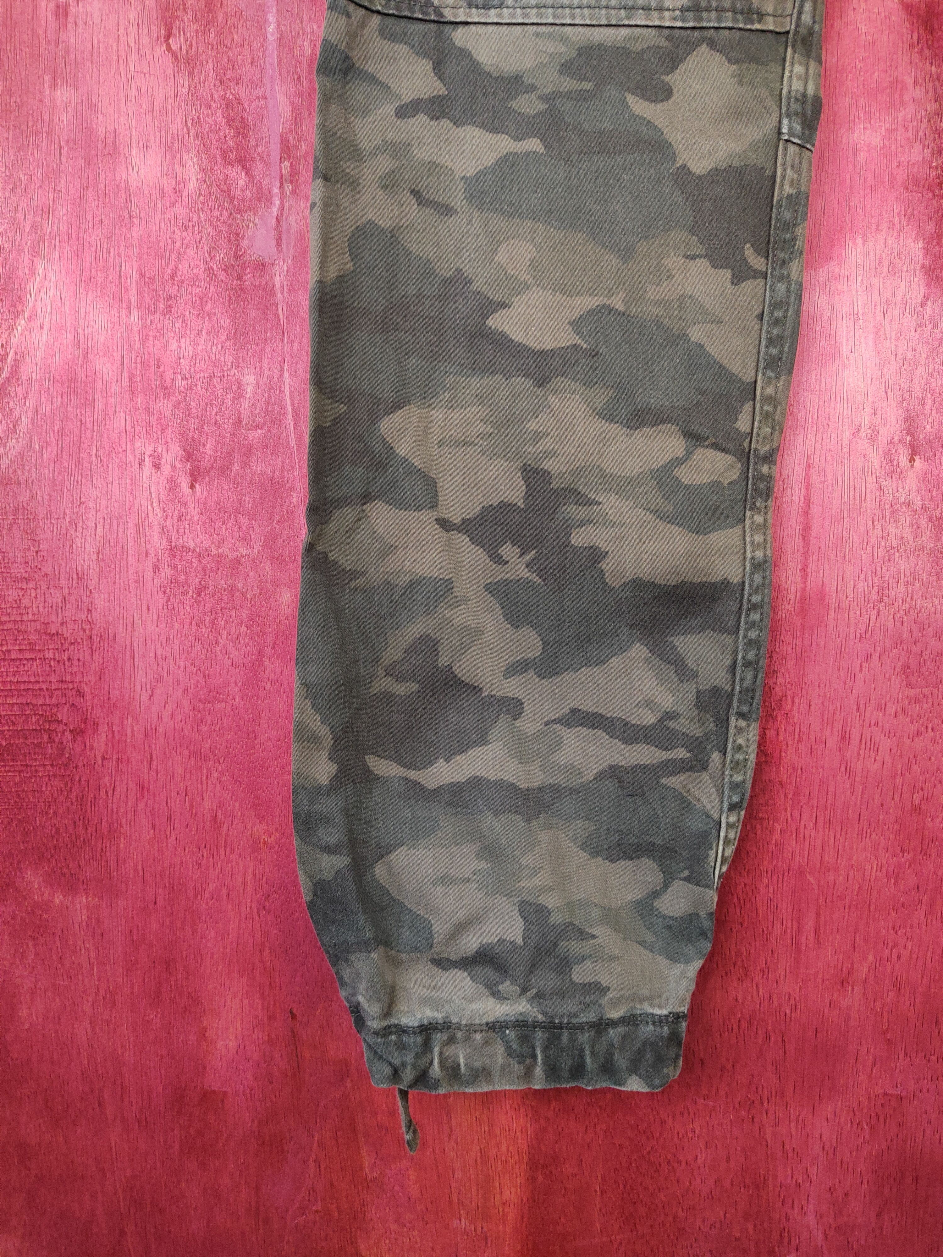 Japanese Brand Uniqlo Dark Green Military Tactical Cargo Pants #5294 Size US 29 - 9 Thumbnail