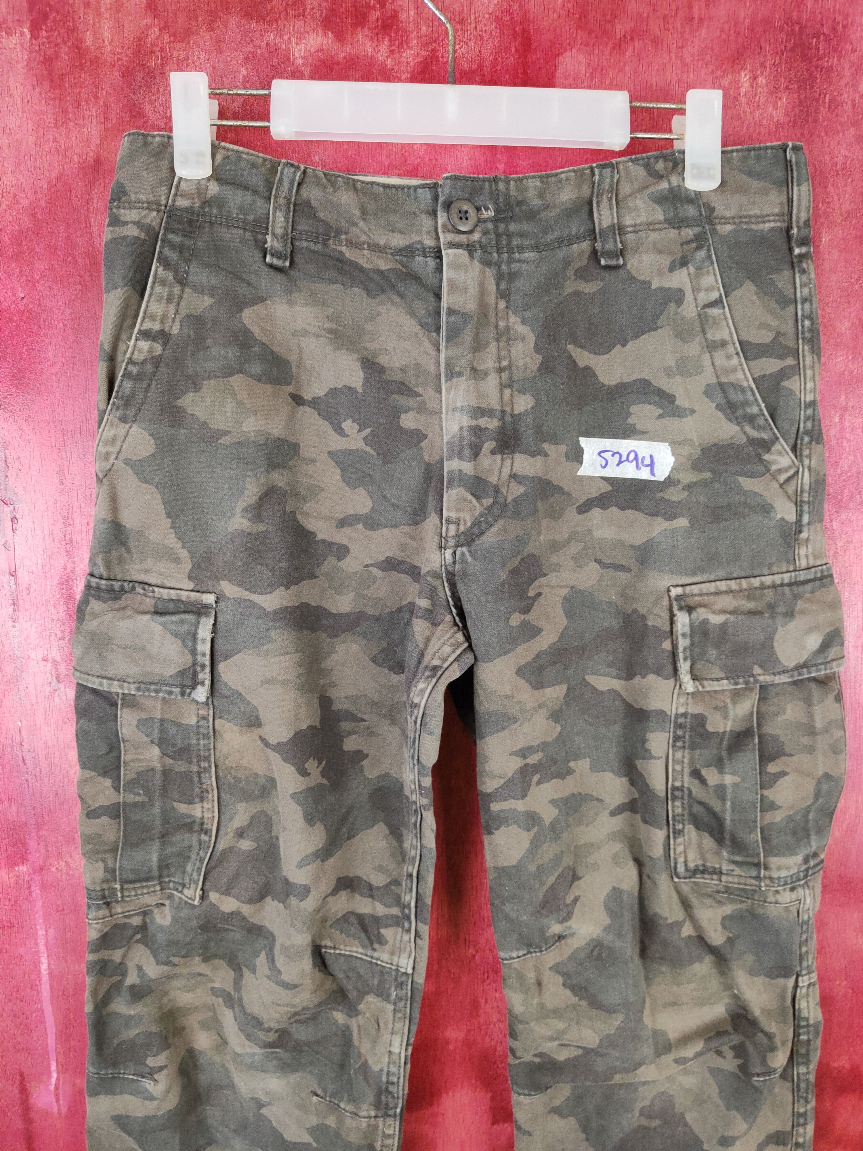Japanese Brand Uniqlo Dark Green Military Tactical Cargo Pants #5294 Size US 29 - 2 Thumbnail
