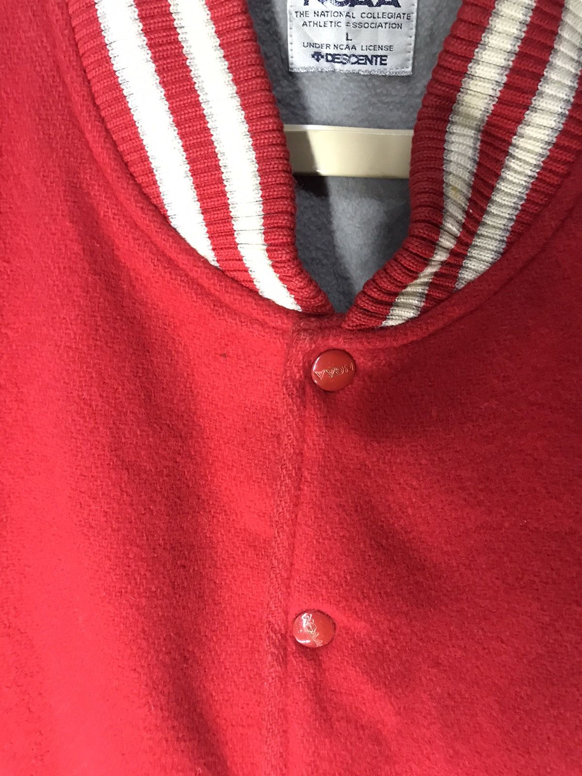 Descente × NCAA × Vintage Vintage ncaa varsity jacket by descente Size US L / EU 52-54 / 3 - 5 Thumbnail