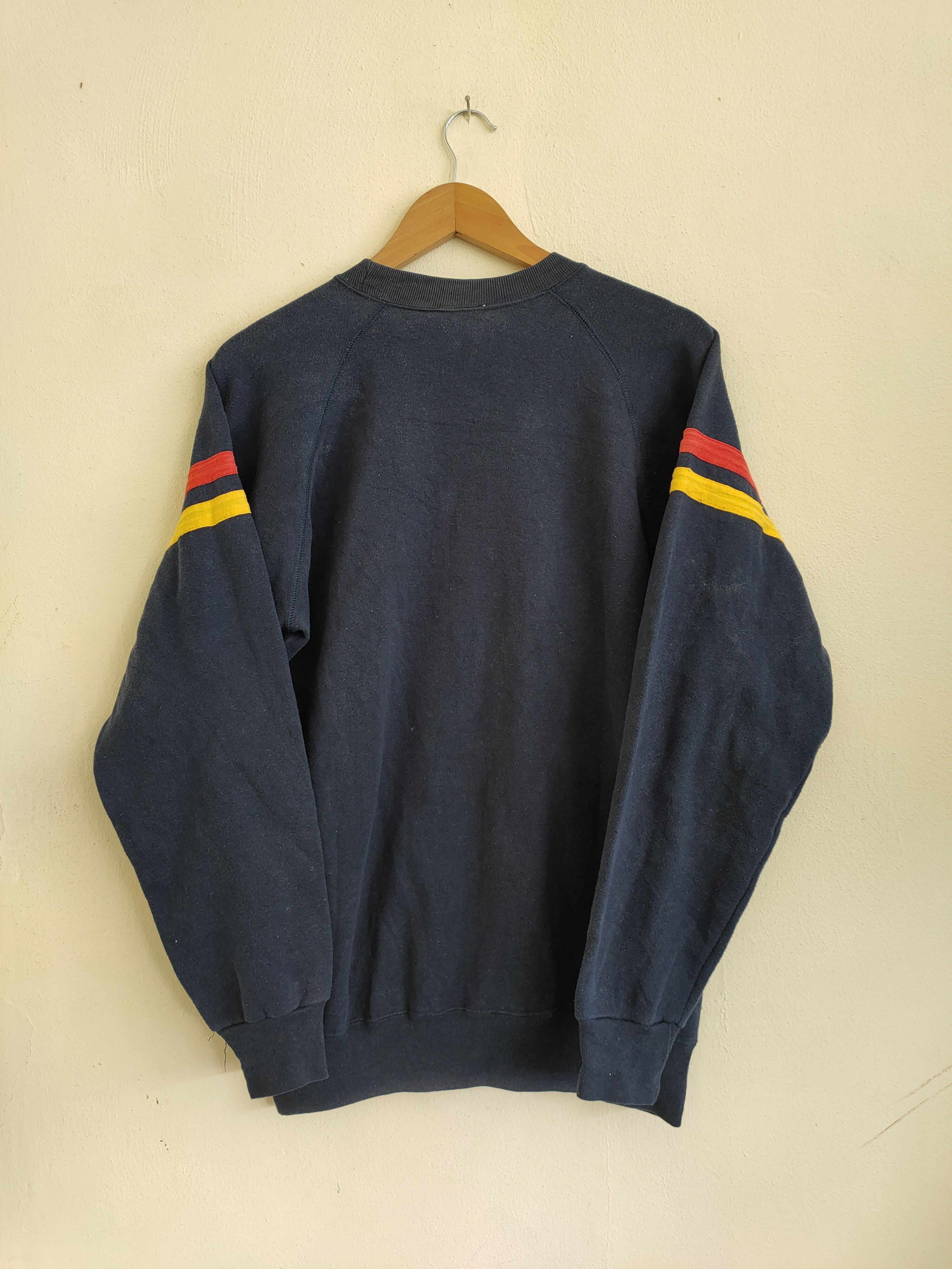 Vintage Vintage American Favourite Cartoon Shadow bear Sweatshirts Size US L / EU 52-54 / 3 - 2 Thumbnail