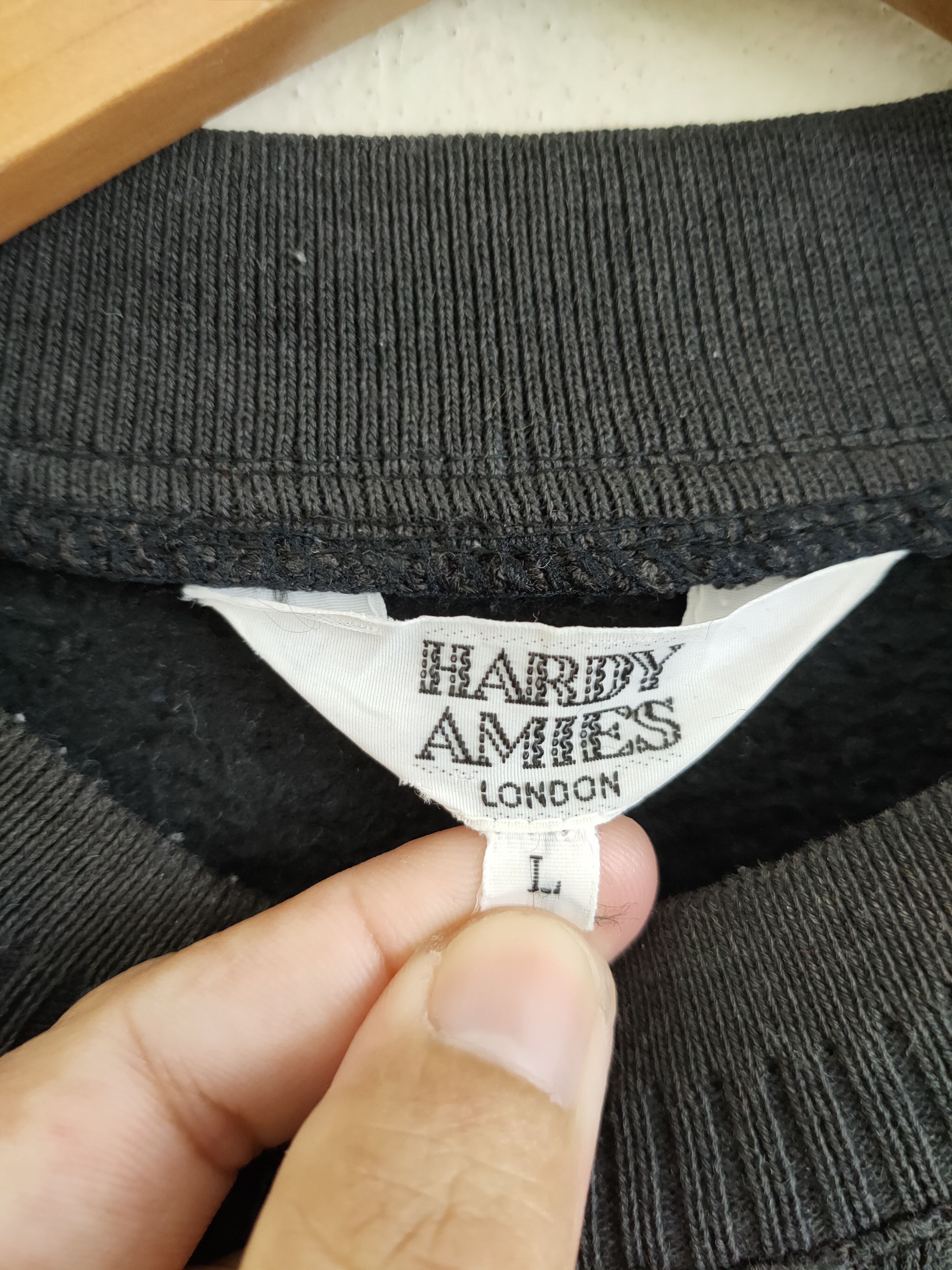 Hardy Amies × Vintage Vintage Hardy Amies London pullover Sweatshirt Size US L / EU 52-54 / 3 - 6 Thumbnail