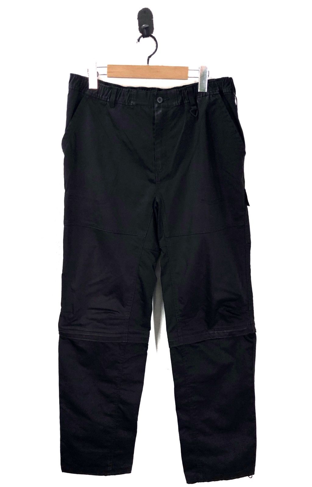 image of Columbia Colombi Cargo Pant in Navy Blue, Men's (Size 34)