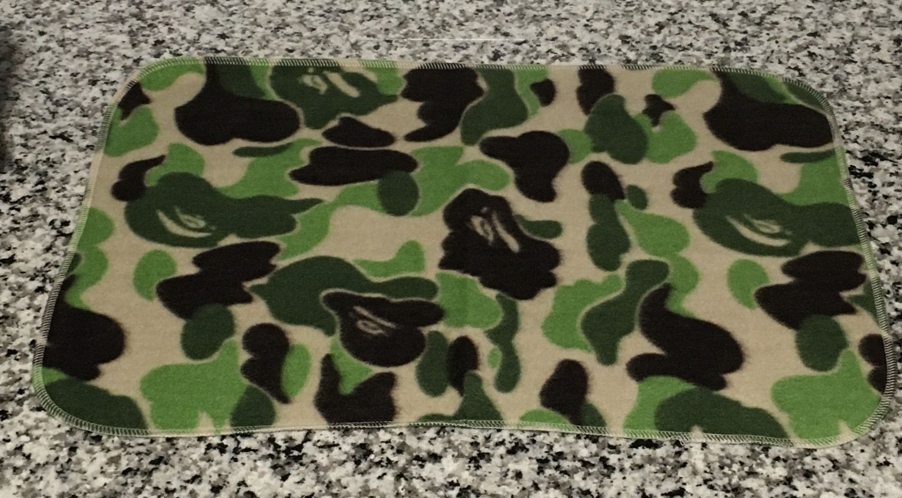 Bape Bape camo mini blanket Size ONE SIZE - 1 Thumbnail