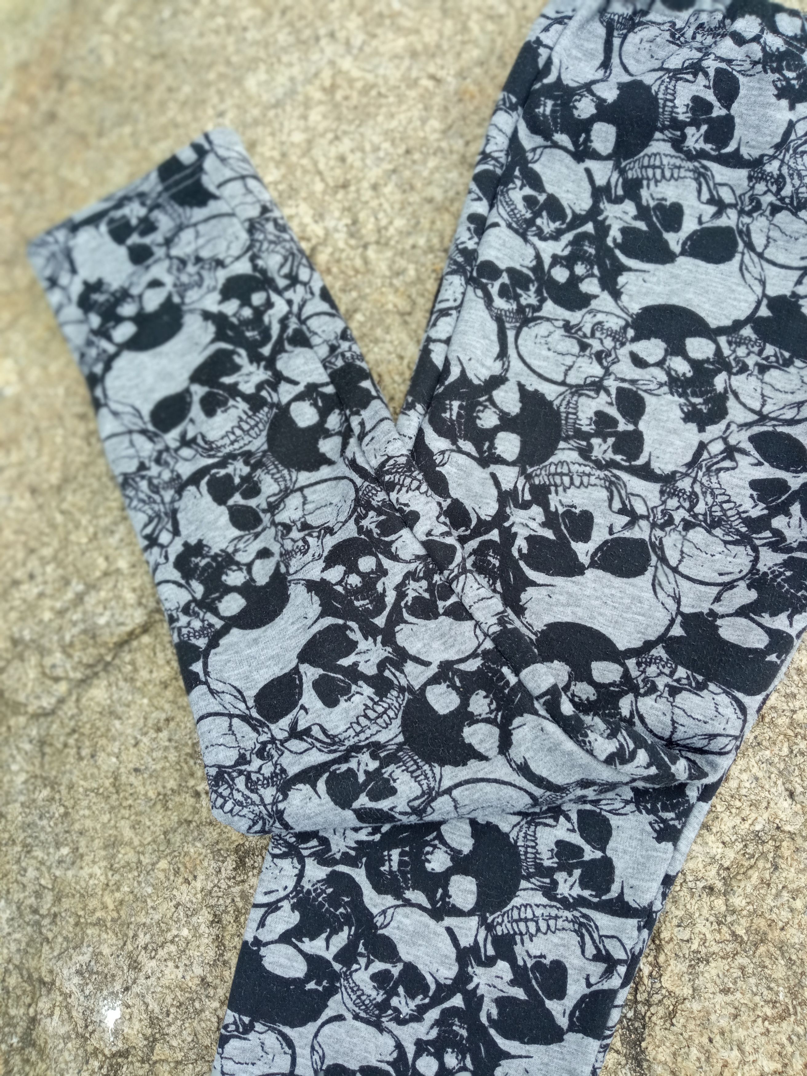 Japanese Brand Skull Full Printed Legging Size 28" / US 6 / IT 42 - 10 Thumbnail