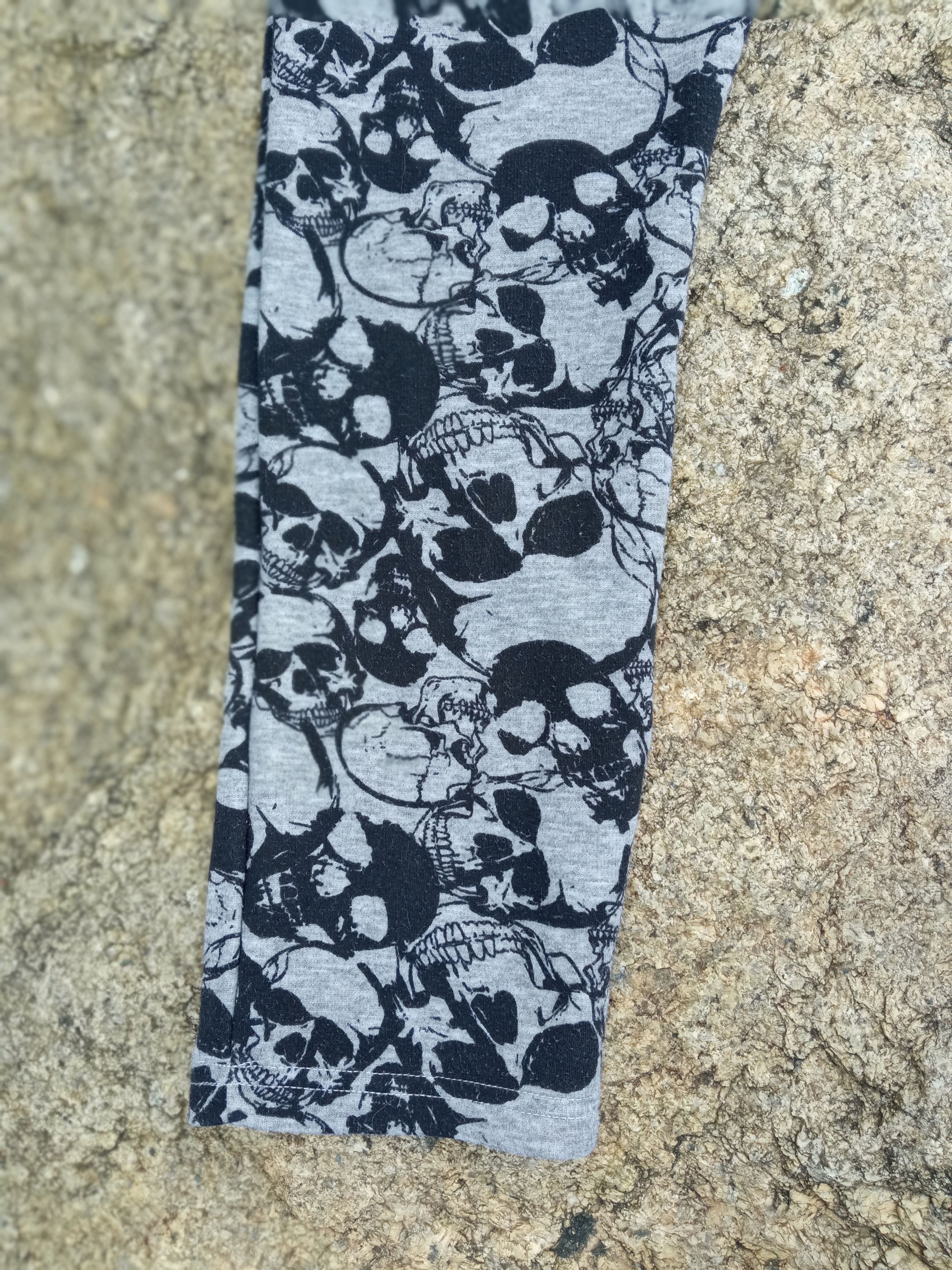 Japanese Brand Skull Full Printed Legging Size 28" / US 6 / IT 42 - 4 Thumbnail