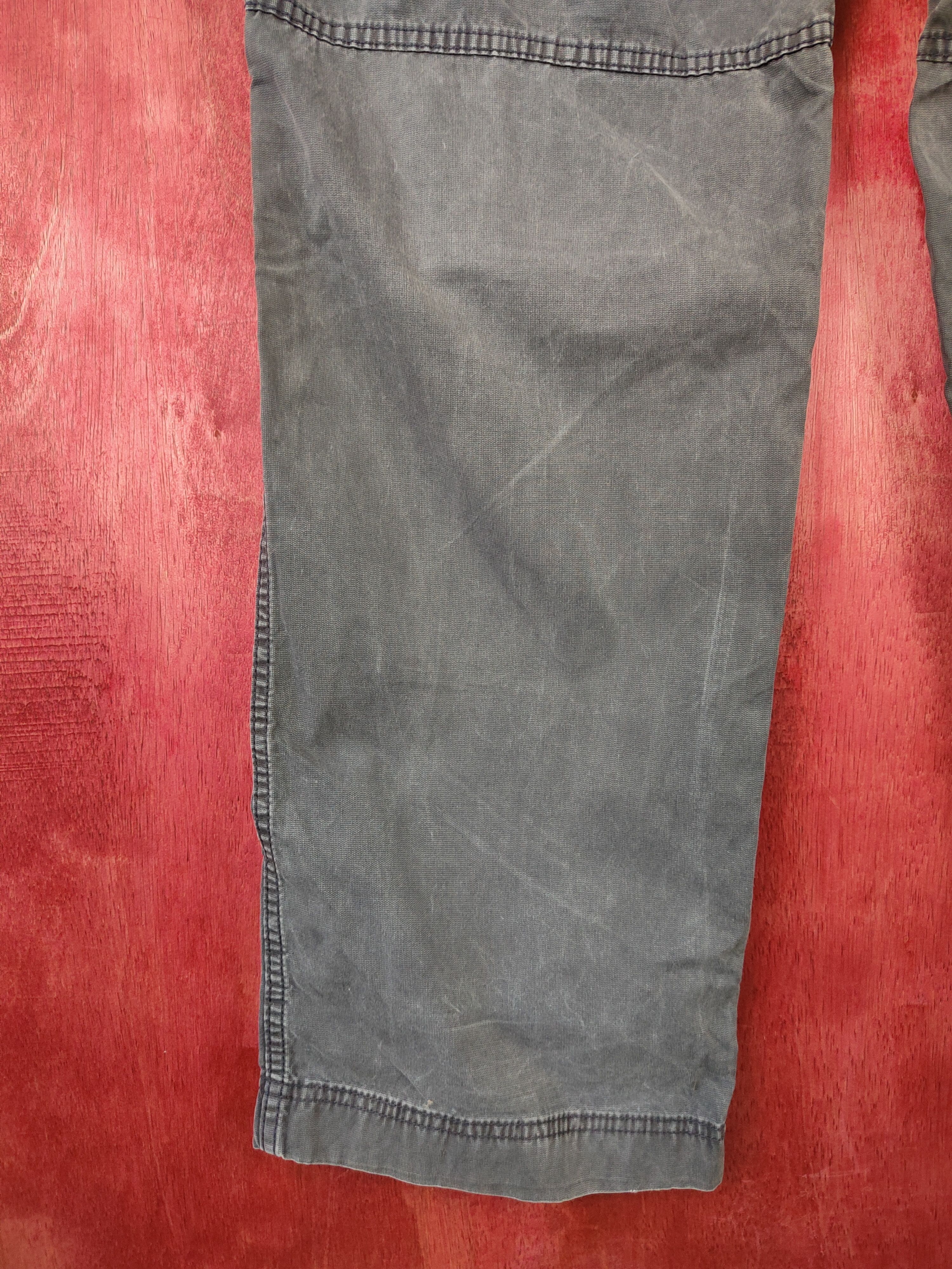 Japanese Brand × Vintage Uniqlo Dark Blue Multi Pocket Tactical Cargo Pants #5291 Size US 35 - 9 Thumbnail