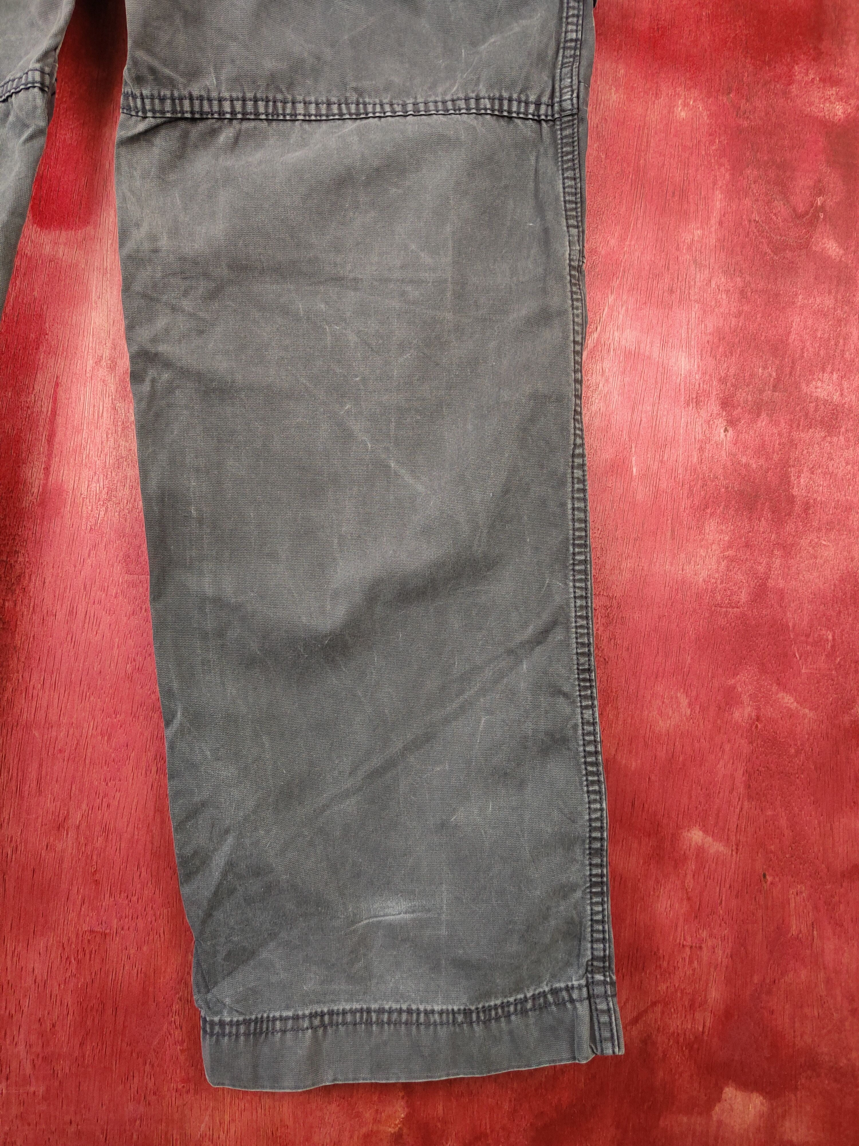 Japanese Brand × Vintage Uniqlo Dark Blue Multi Pocket Tactical Cargo Pants #5291 Size US 35 - 11 Thumbnail
