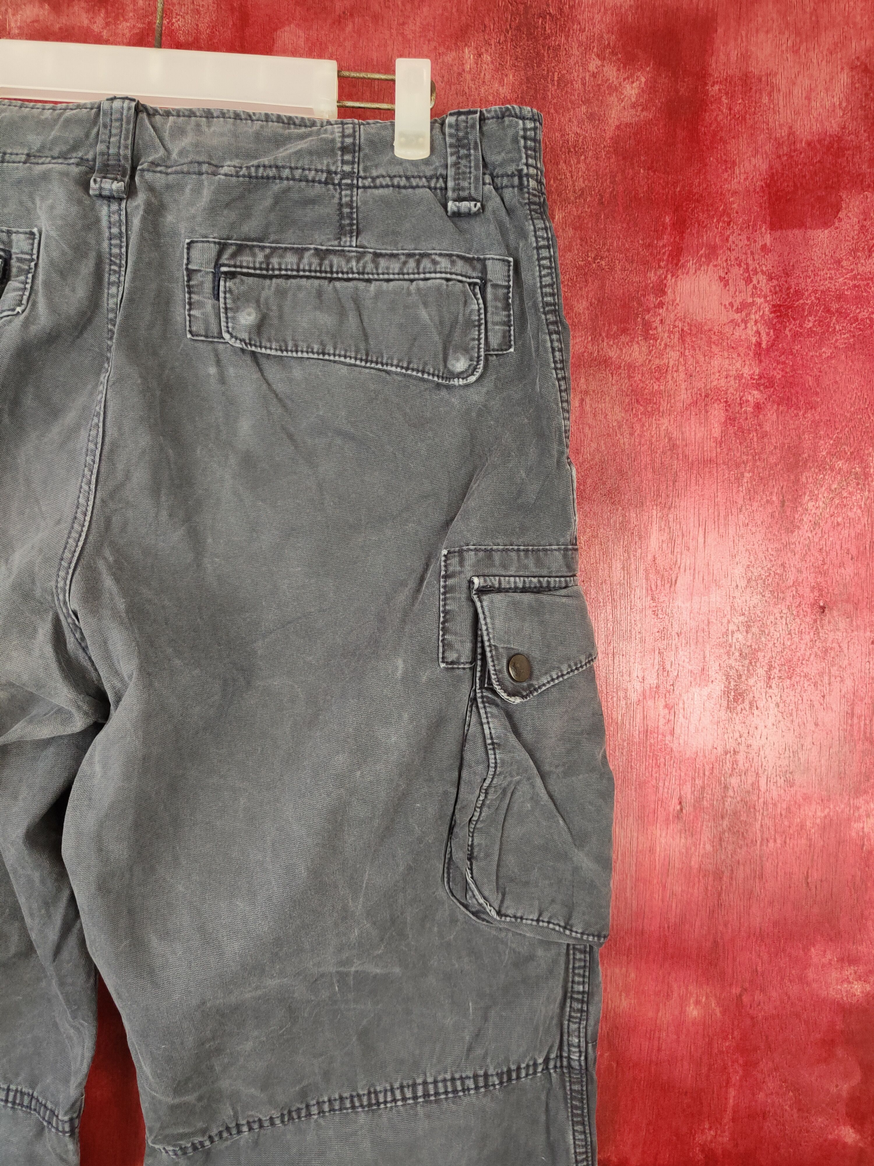 Japanese Brand × Vintage Uniqlo Dark Blue Multi Pocket Tactical Cargo Pants #5291 Size US 35 - 10 Thumbnail