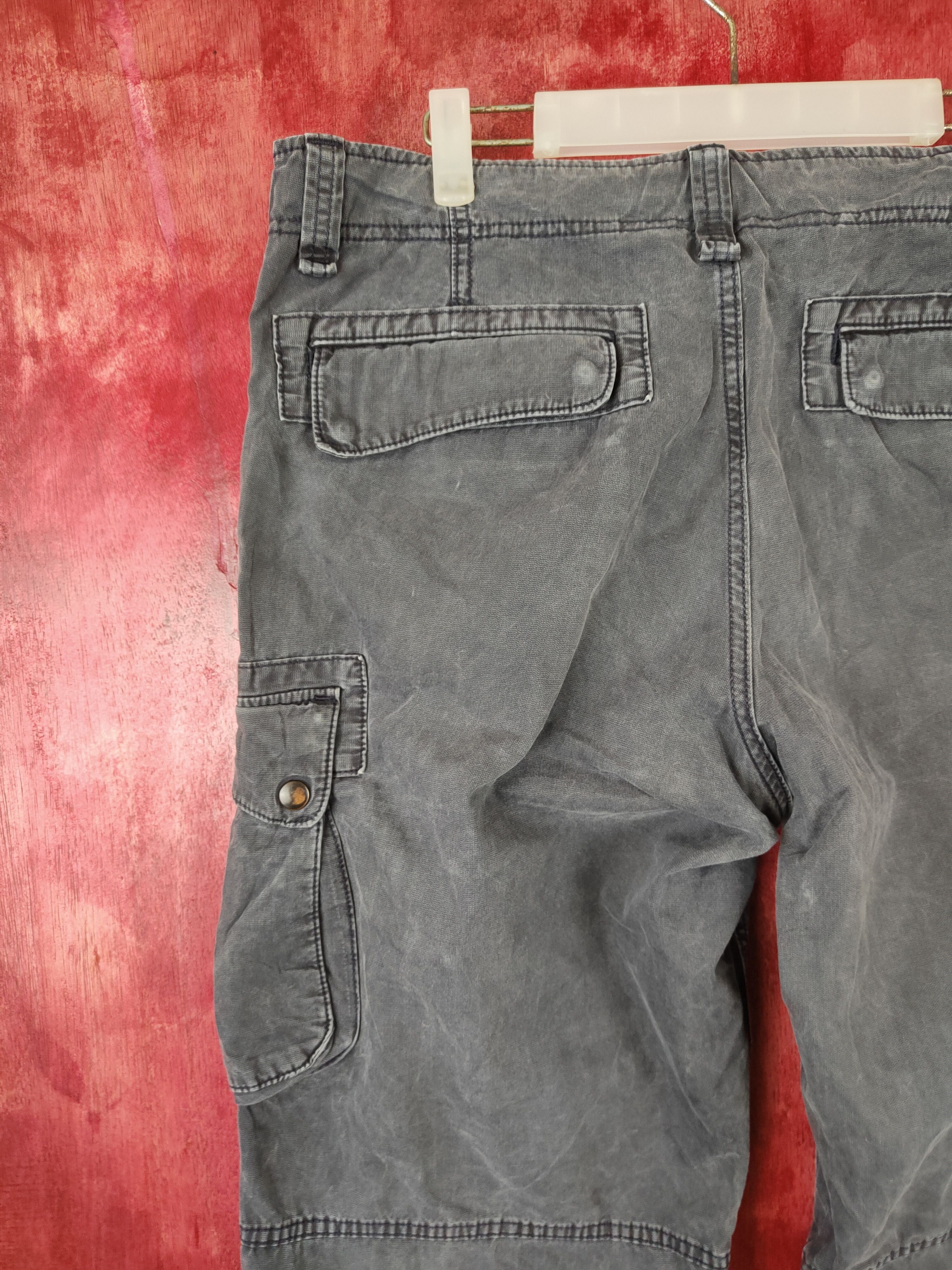 Japanese Brand × Vintage Uniqlo Dark Blue Multi Pocket Tactical Cargo Pants #5291 Size US 35 - 8 Thumbnail